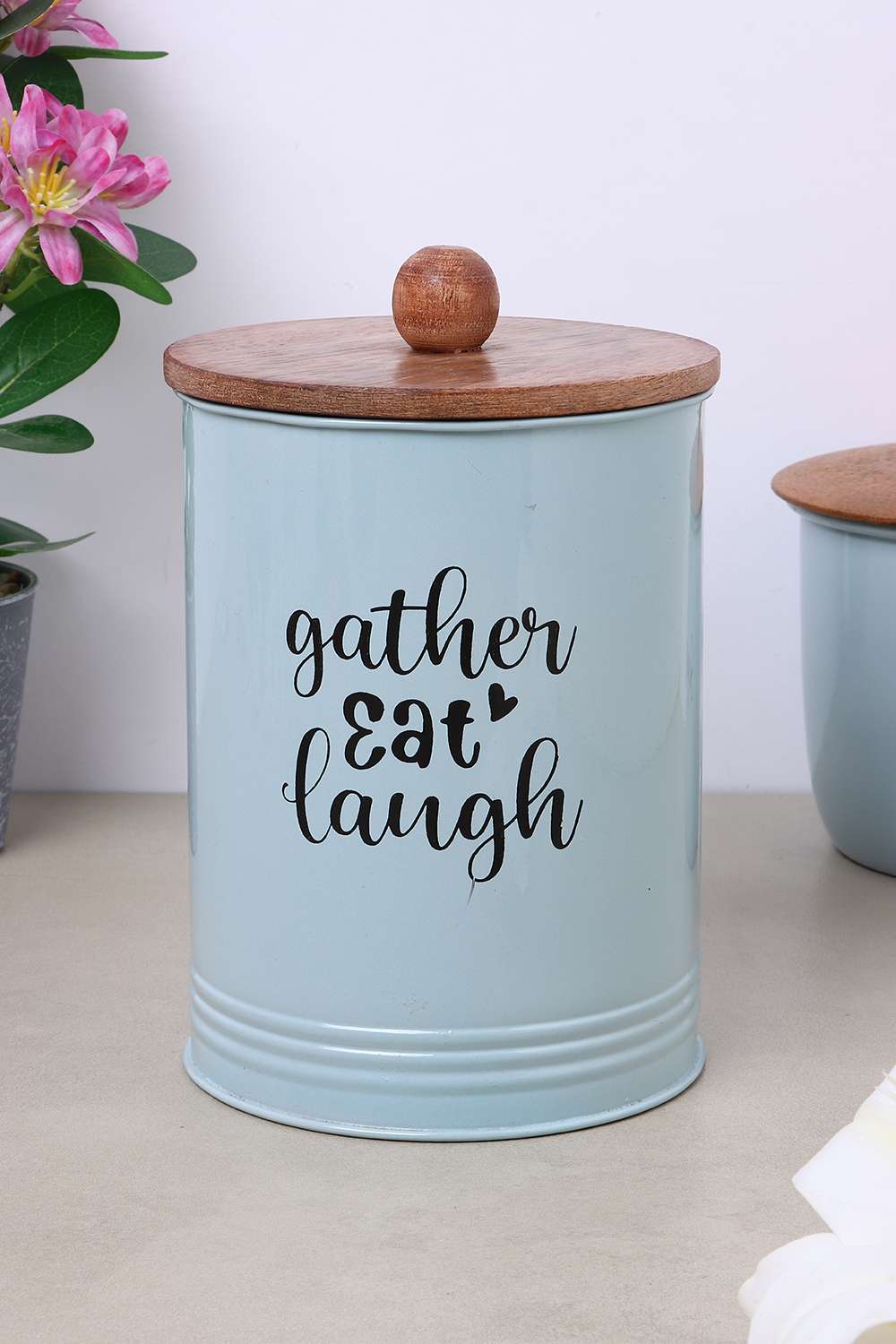 Homemade-Storage-Container-Wdn-Lid-Blue
