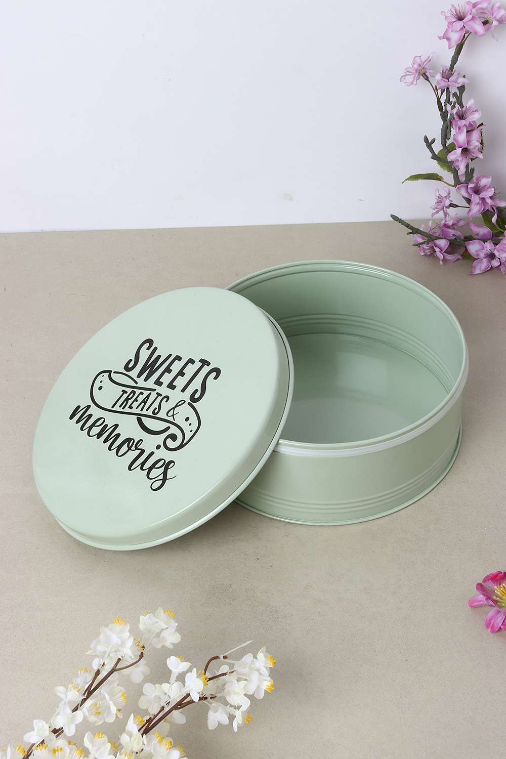 Homemade-Knick-Knack-Box-Mint