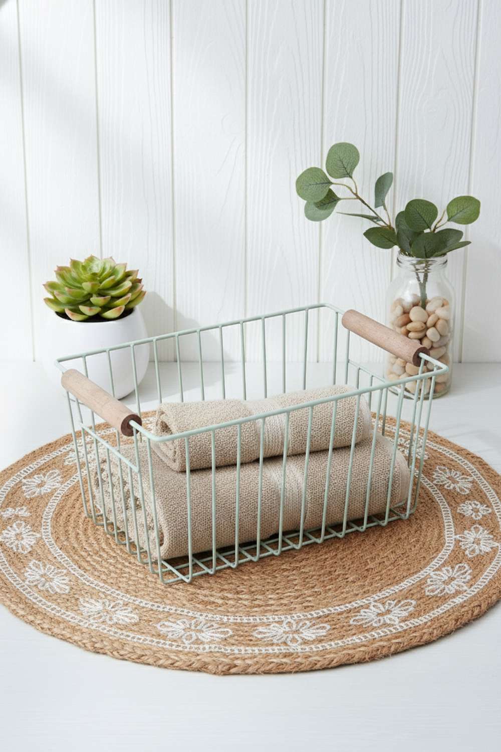 Homemade-Wire-Basket-W-Wdn-Hndl-S-Mint