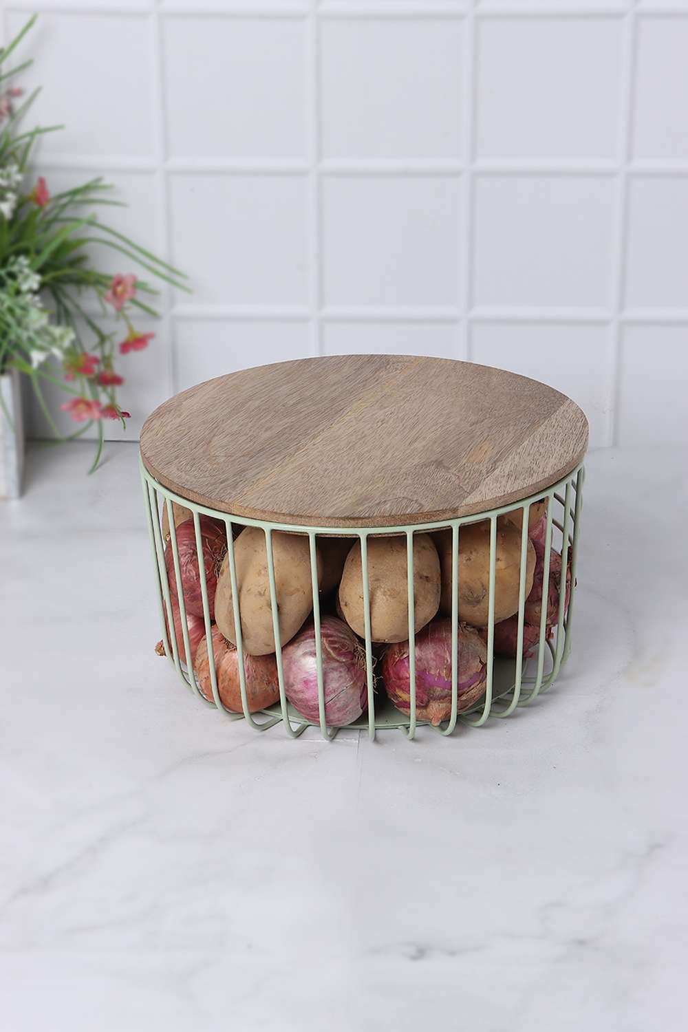 Homemade-Wired-Basket-W-Wdn-Lid-S-Mint