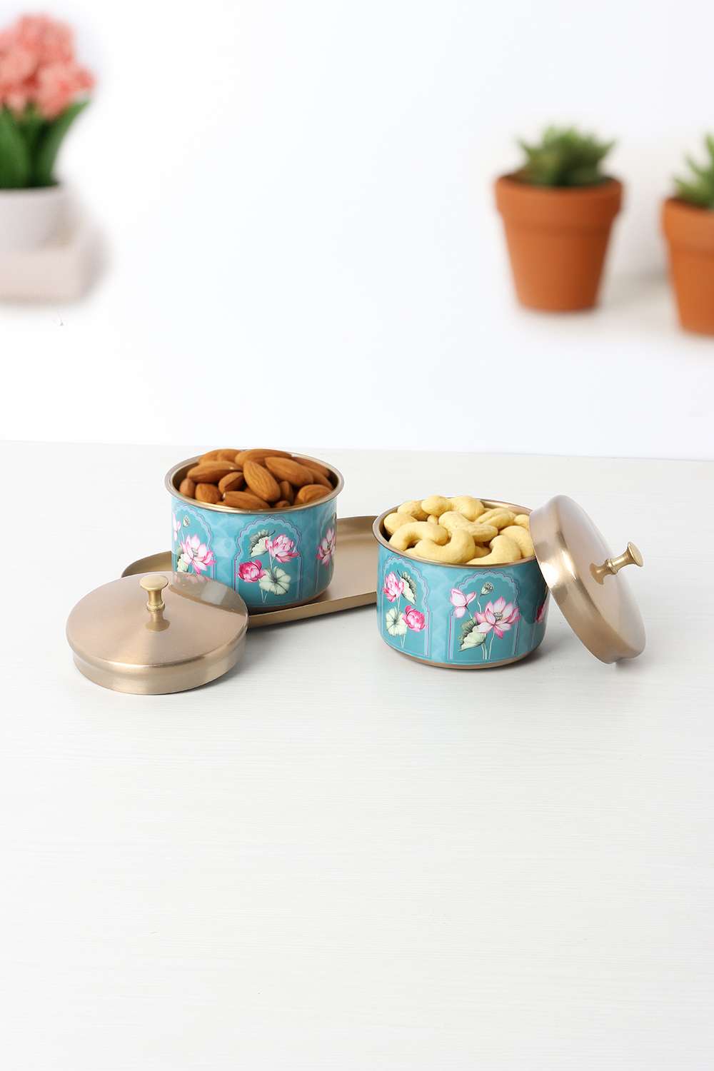 Amora-Steel-Snack-Set-Of-2-With-Tray