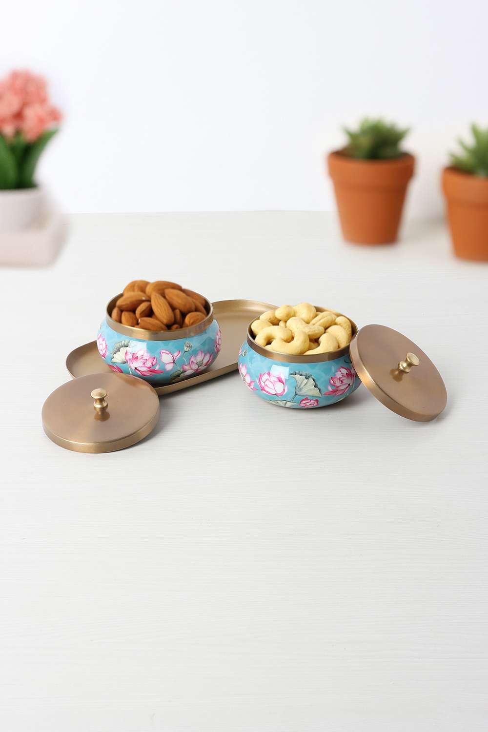 Amora-Steel-Rnd-Snack-Set-Of-2-With-Tray