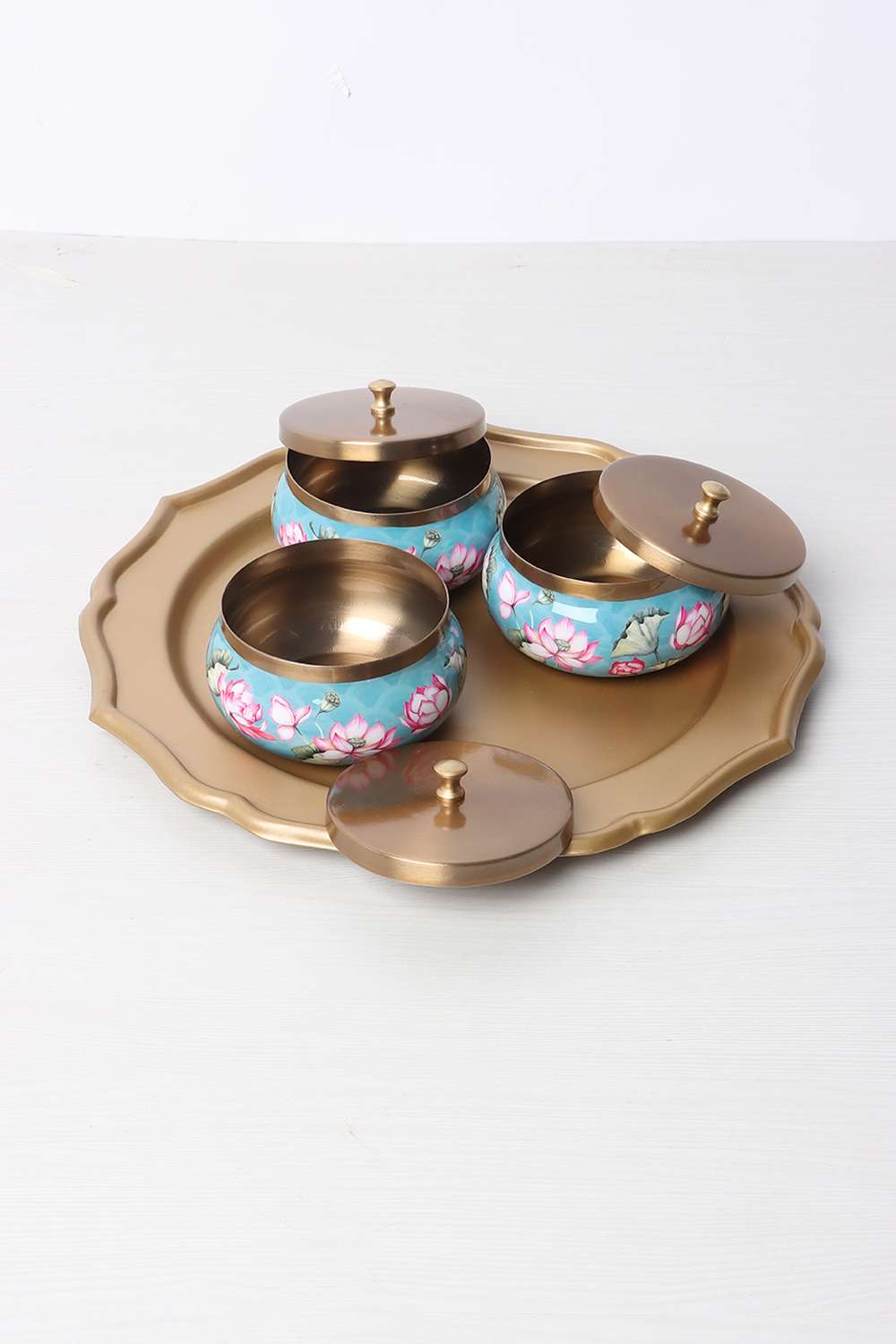 Amora-Stl-Rnd-Snack-Set-Of-3-Wth-Lotush-Tray