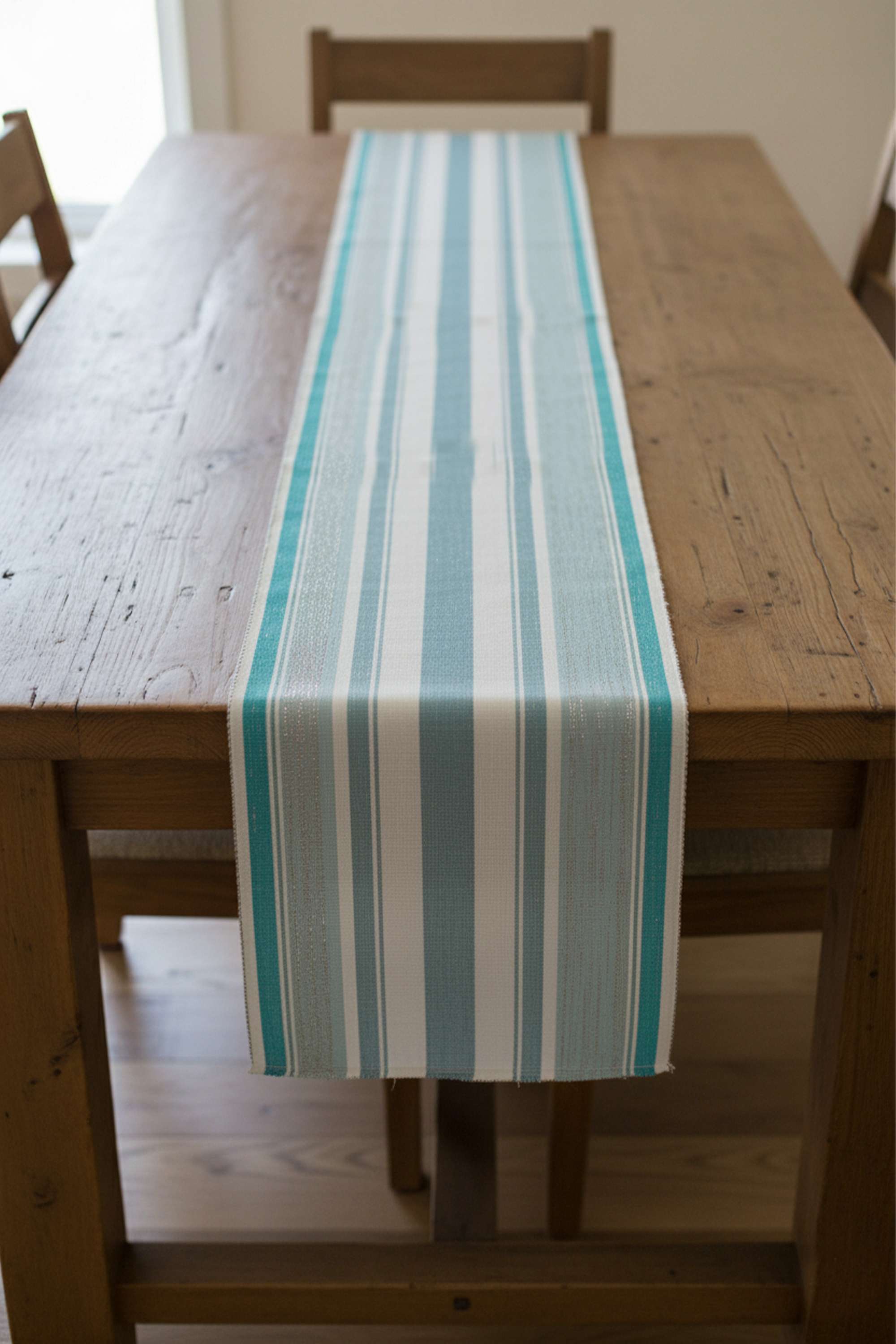 Aurora-Stripes-Aqua-Runner-33-x-1.8-m