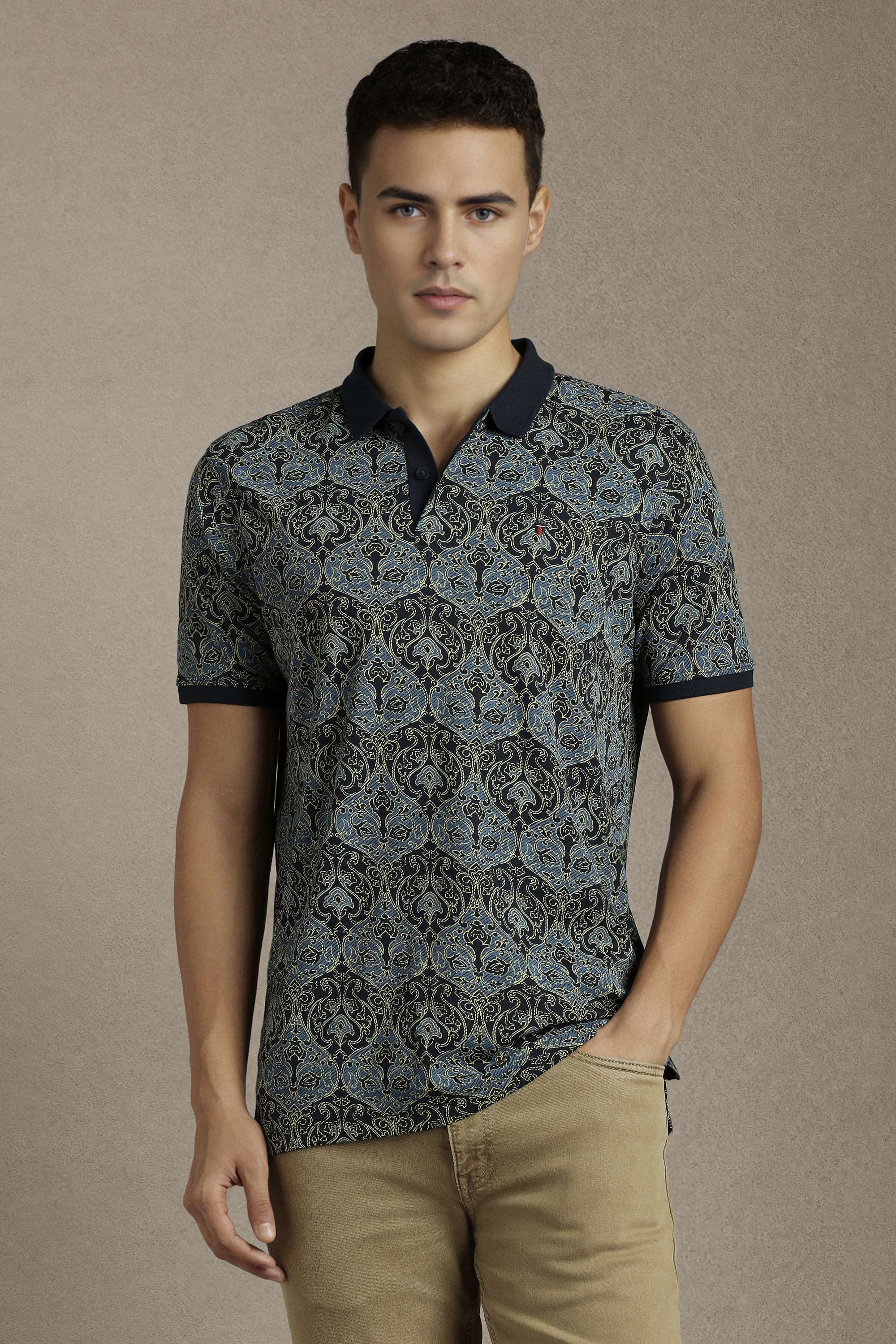 Solid-Cotton-Slim-Fit-Men-s-T-Shirt