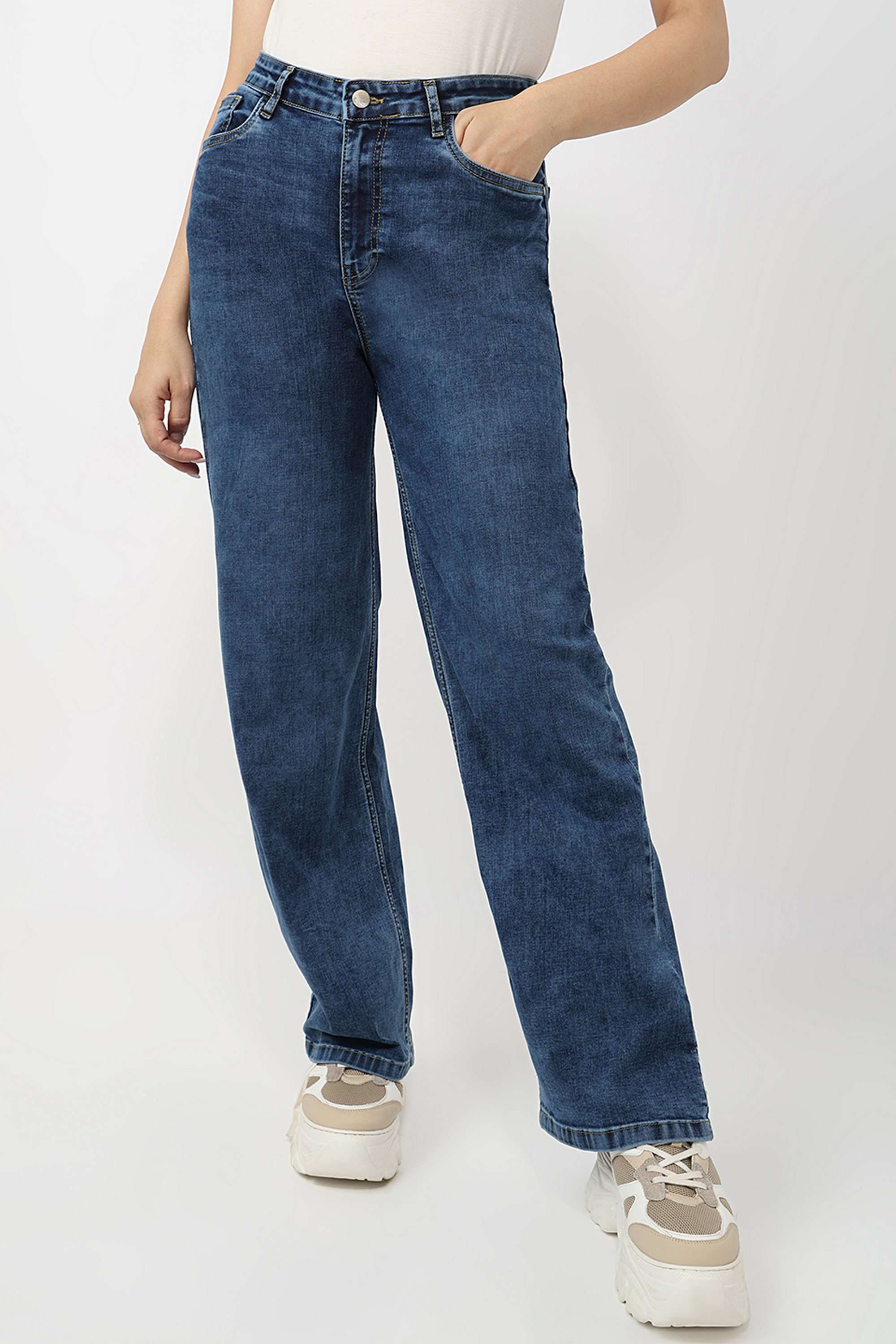 High-Rise-Blended-Fabric-Straight-Fit-Women-Jeans