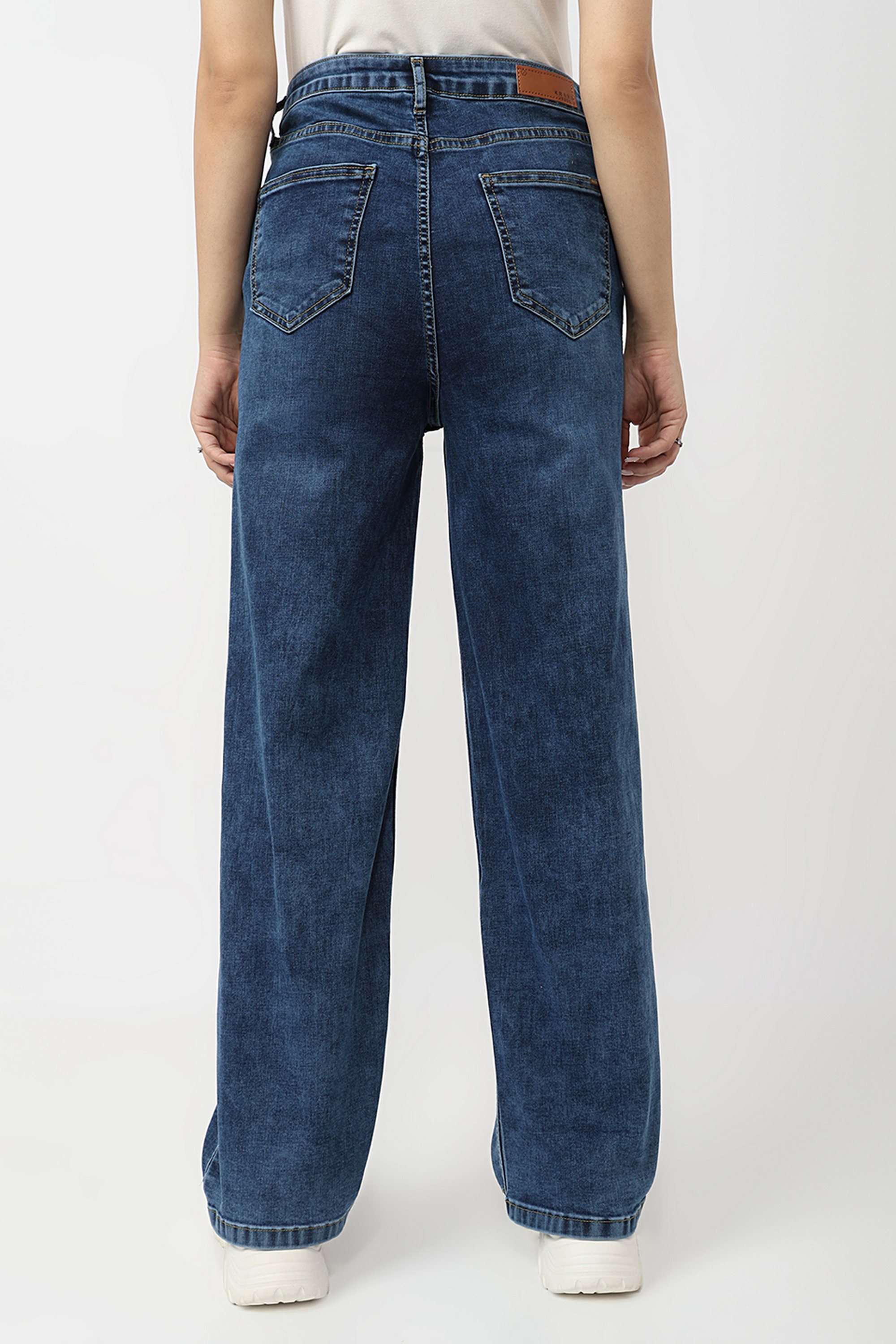 High-Rise-Blended-Fabric-Straight-Fit-Women-Jeans