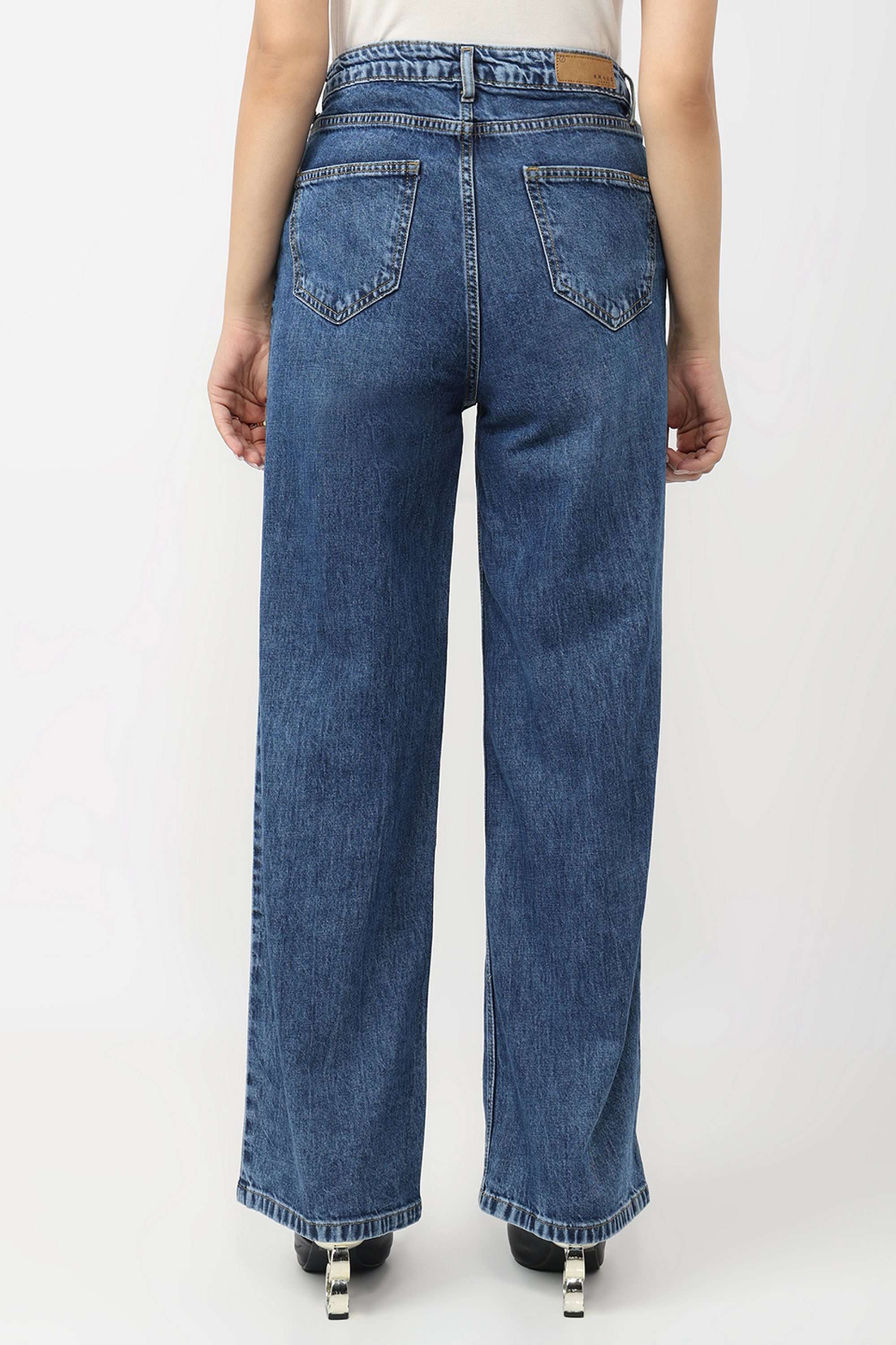 High-Rise-Blended-Fabric-Straight-Fit-Women-Jeans