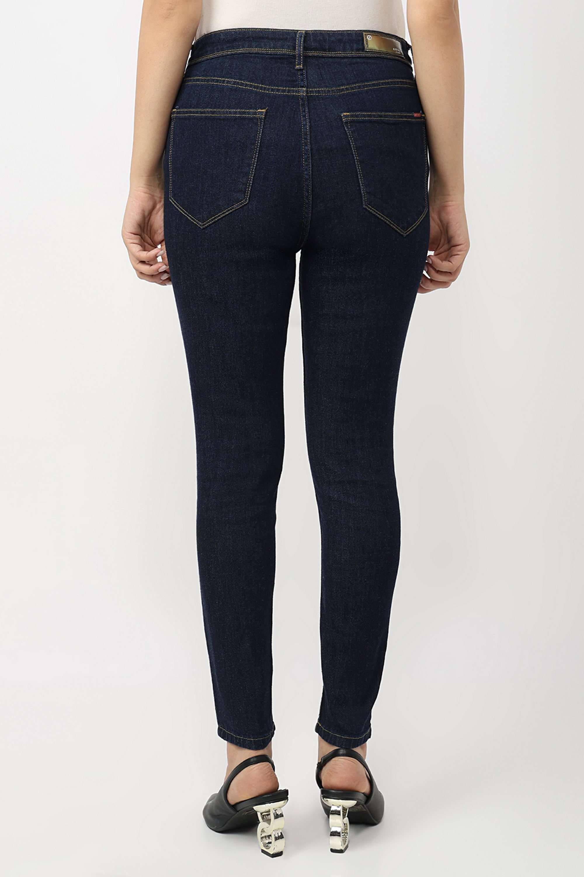 High-Rise-Blended-Fabric-Skinny-Fit-Women-Jeans