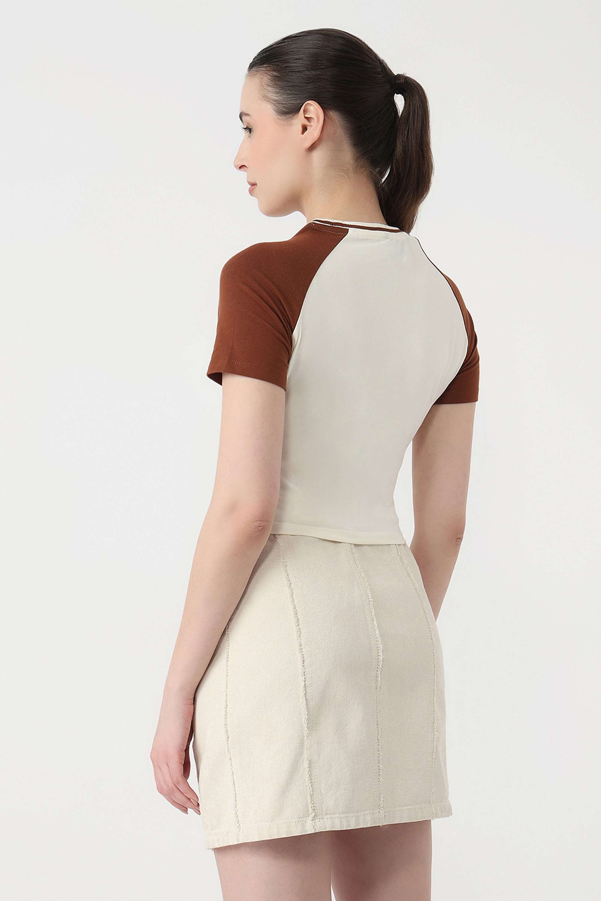 Graphic-Print-Blended-Fabric-Round-Neck-Women-s-T-Shirt