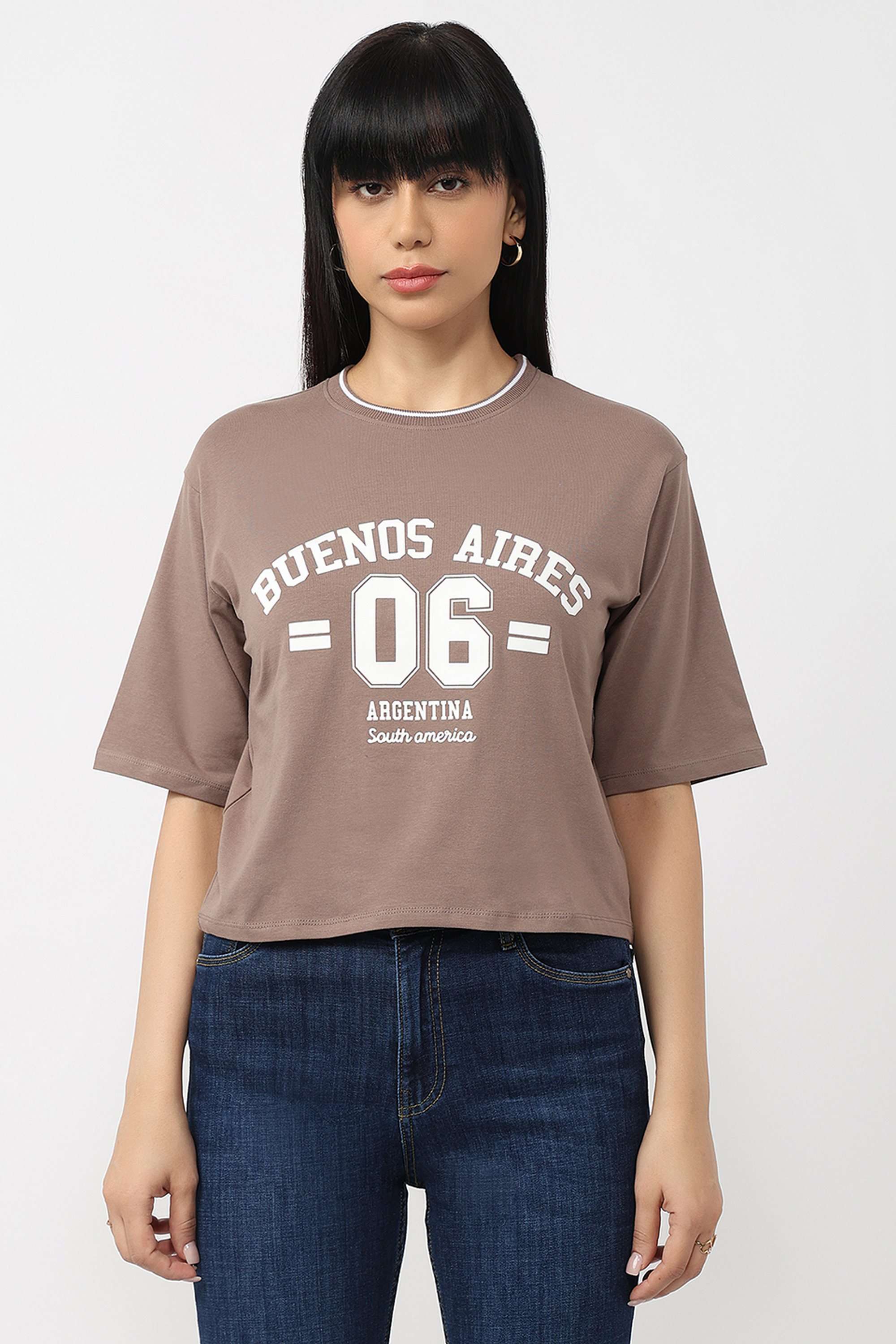 Graphic-Print-Blended-Fabric-Round-Neck-Women-T-Shirt