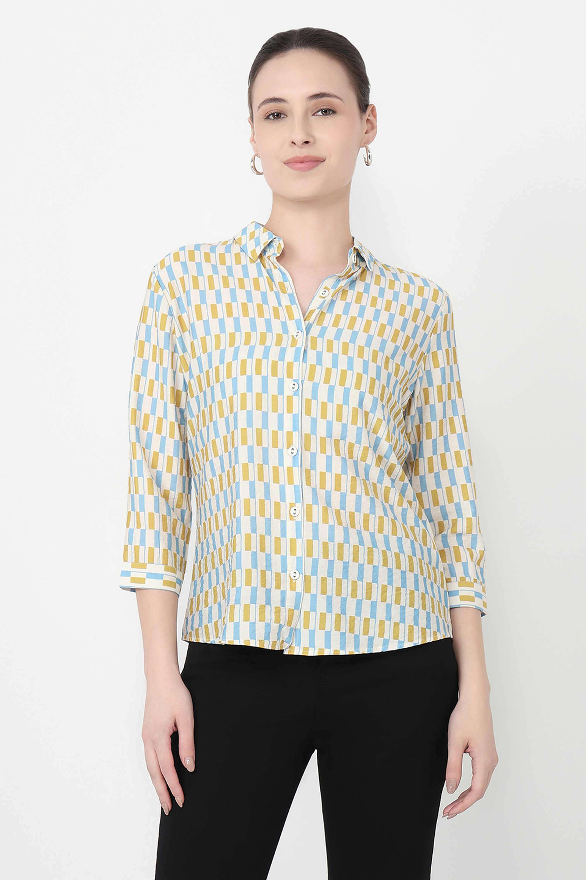 Geometric-Print-Blended-Fabric-Collared-Women-s-Shirt