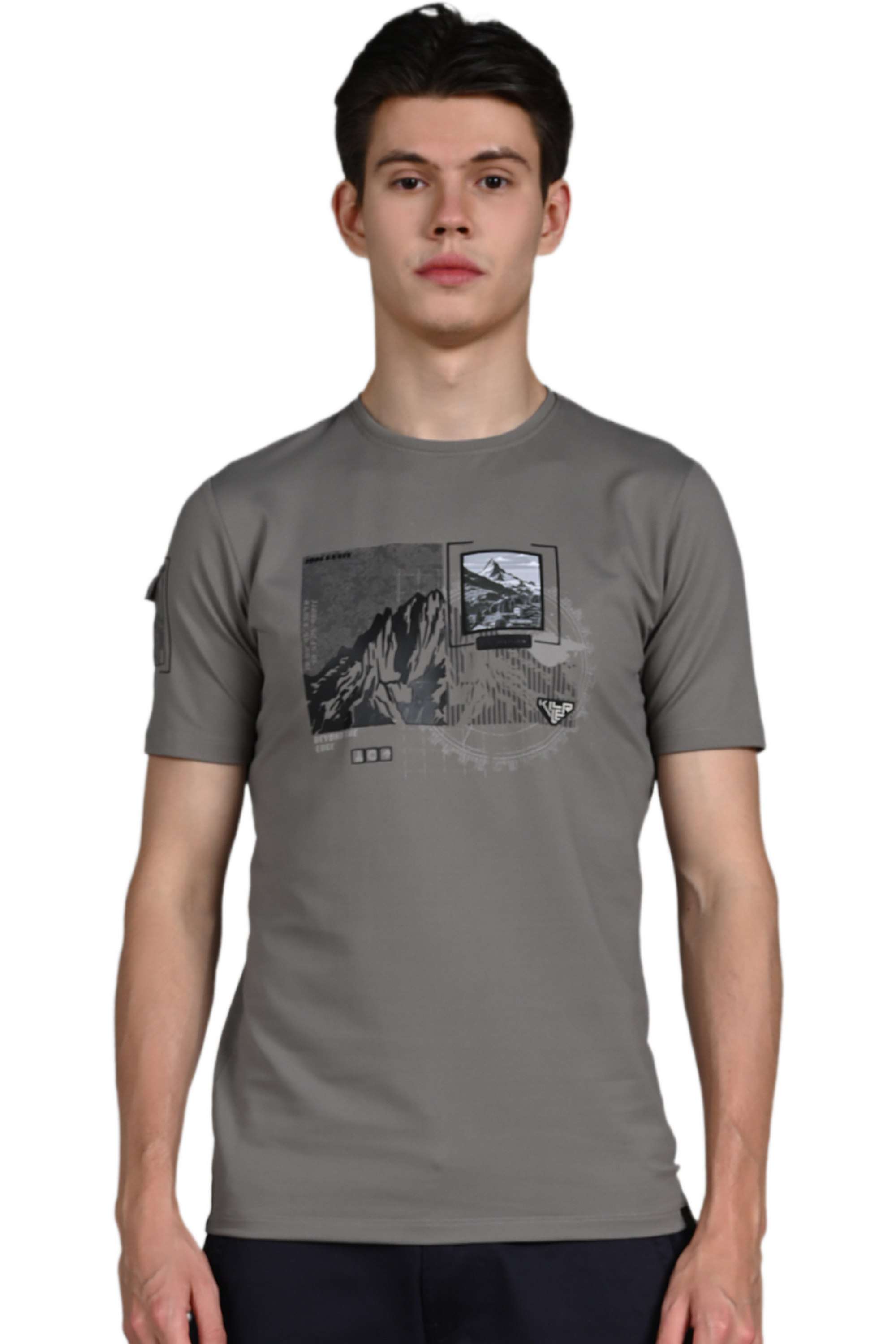 Printed-Cotton-Blend-Slim-Fit-Men-T-Shirt