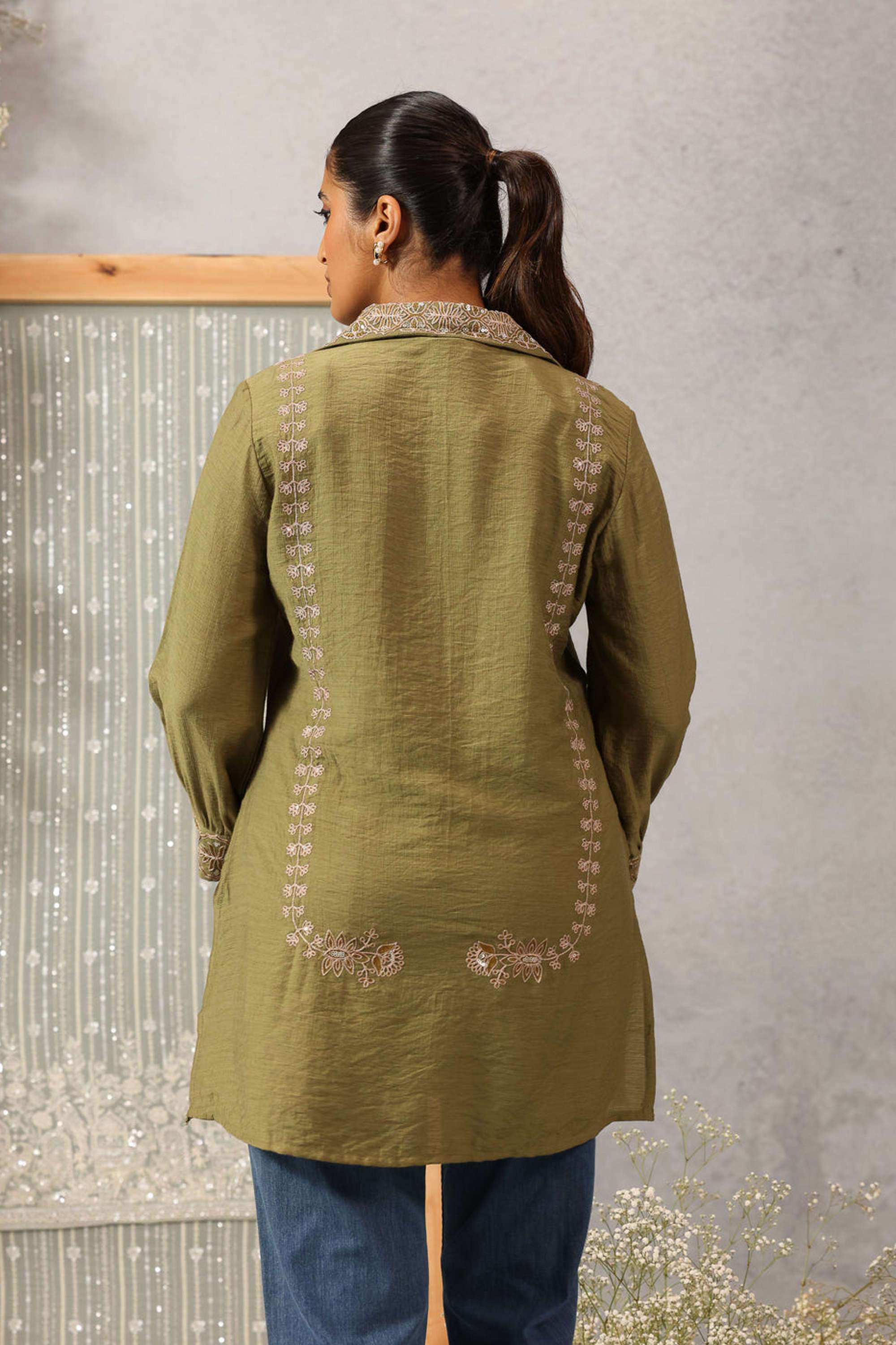 Embroidered-Viscose-Round-Neck-Women-s-Festive-Wear-Tunic