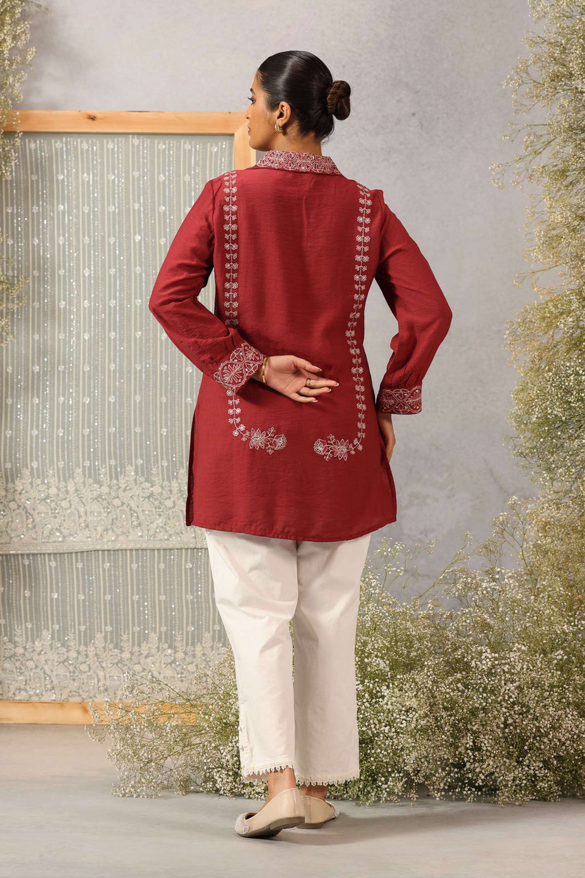 Embroidered-Viscose-Round-Neck-Women-s-Festive-Wear-Tunic