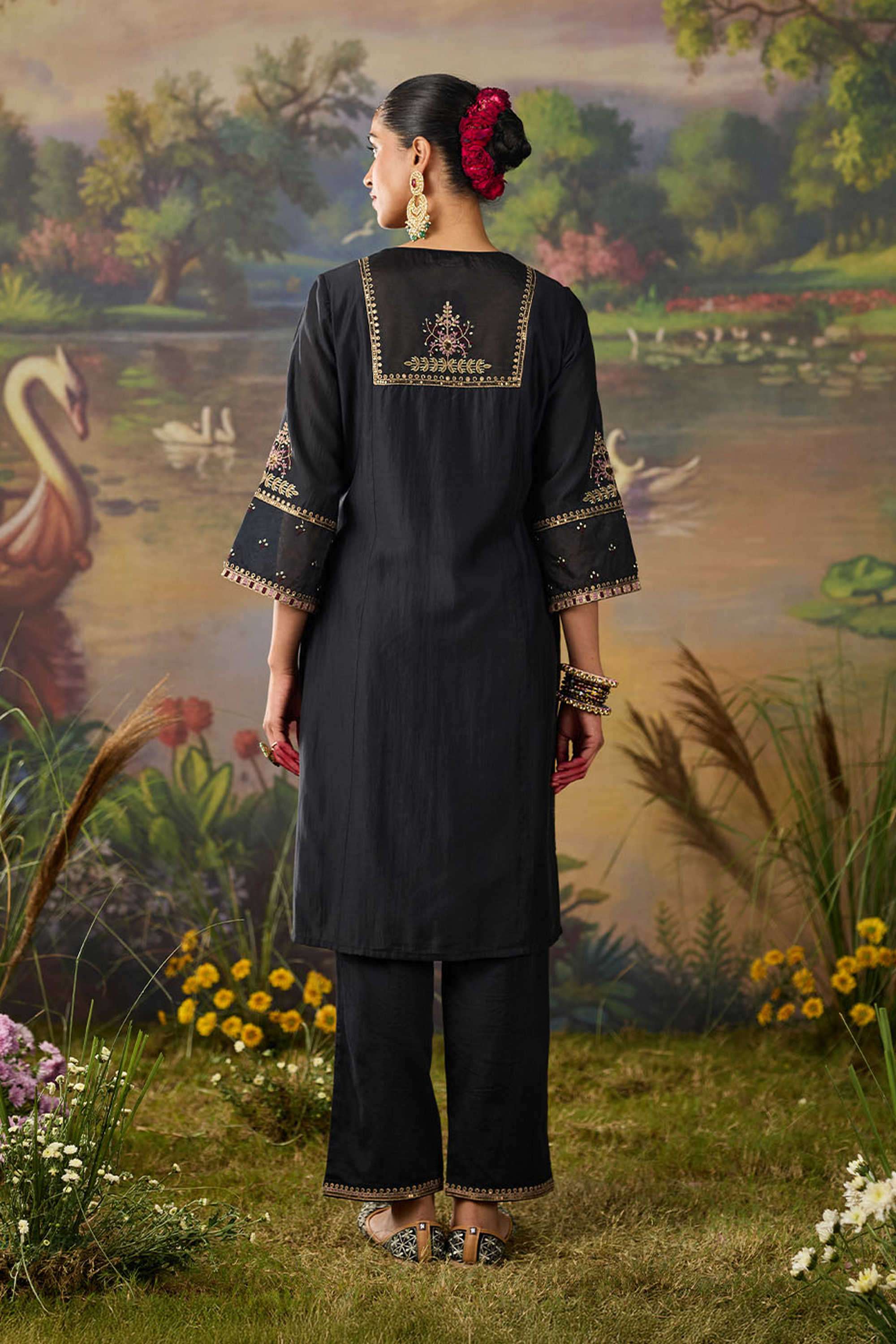 Solid-Silk-Women-s-Festive-Wear-Kurta-Set