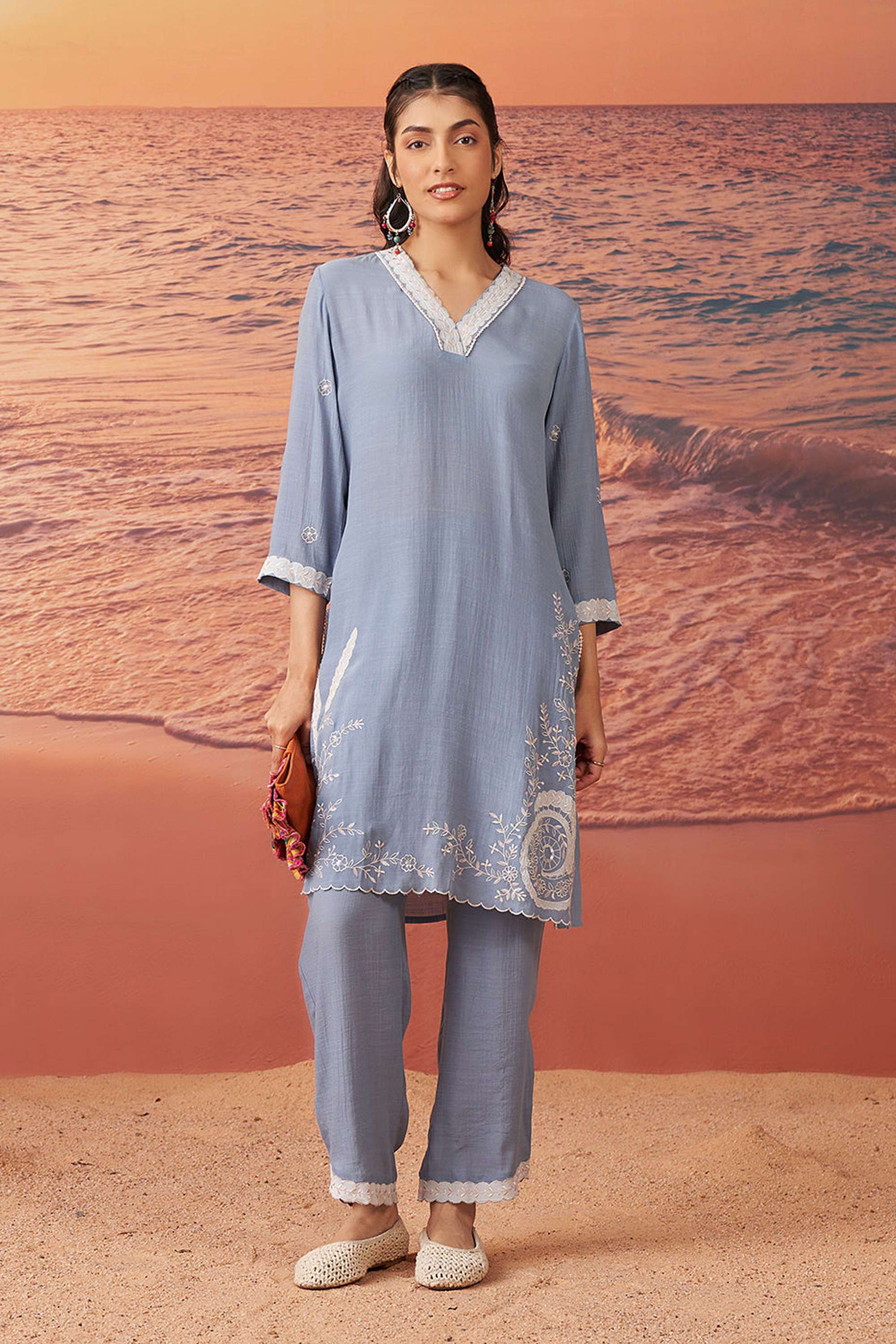 Embroidered-Rayon-V-Neck-Women-s-Everyday-Kurta