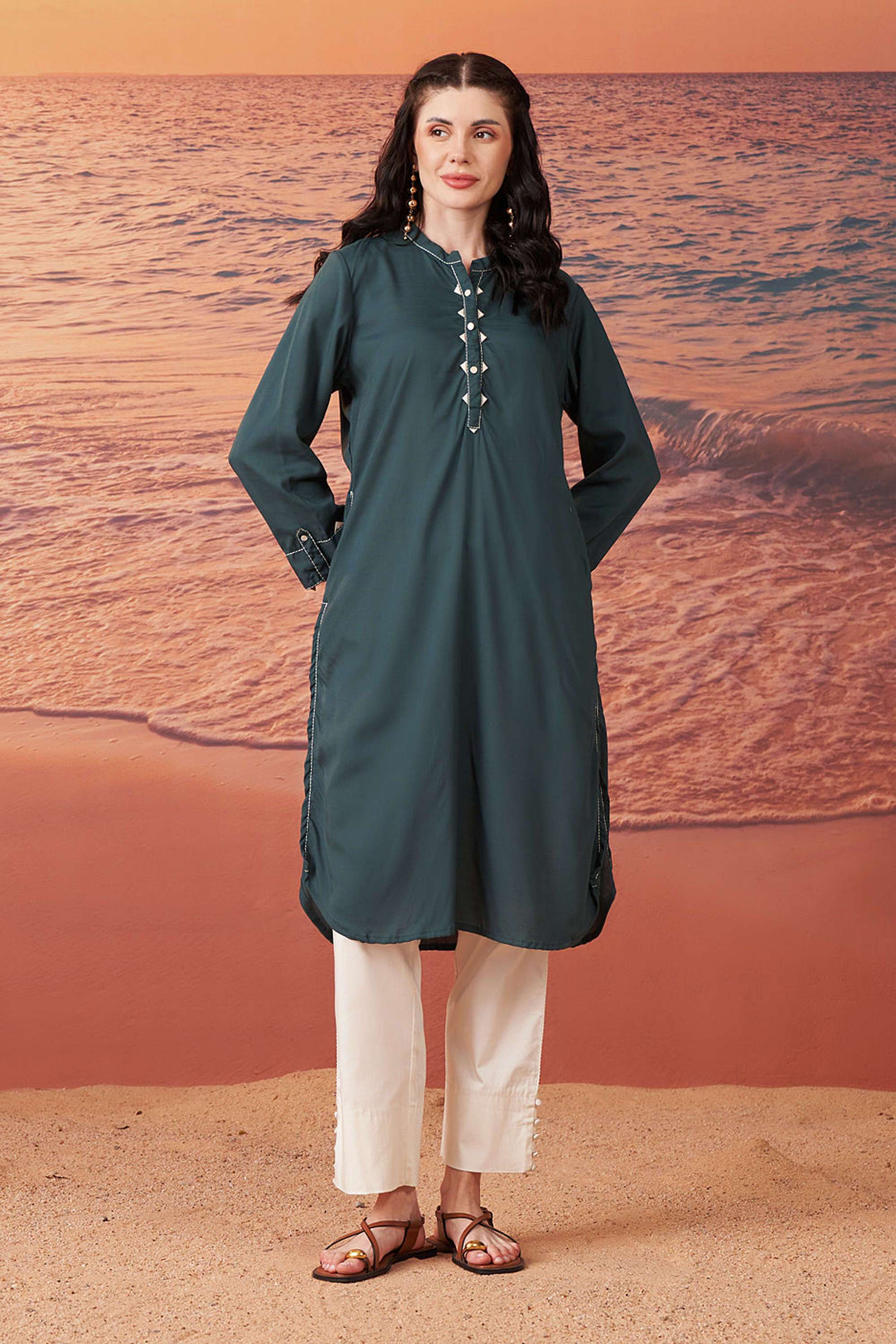 Textured-Lyocell-Round-Neck-Women-s-Festive-Wear-Kurti