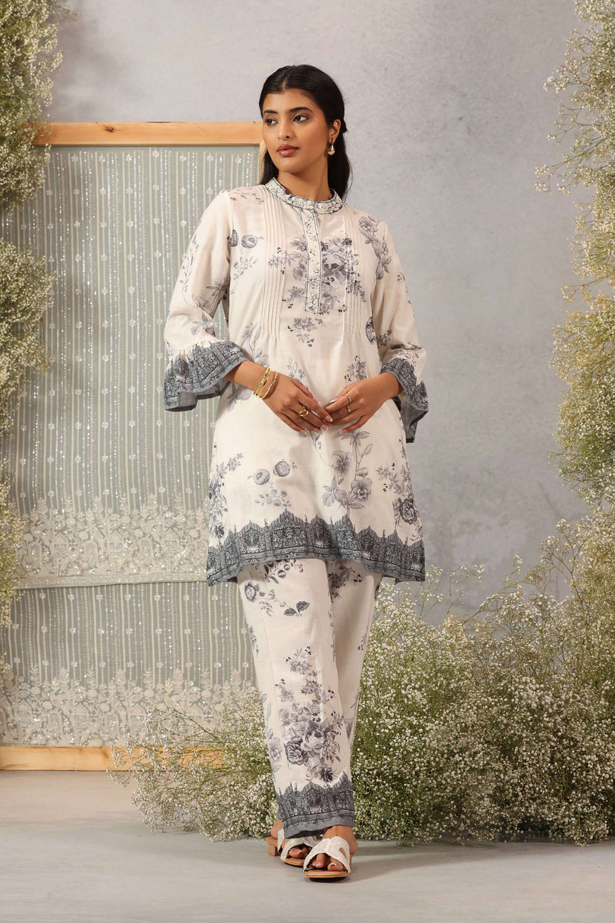 Printed-Remi-Linen-Mandarin-collar-Women-s-Everyday-Kurta