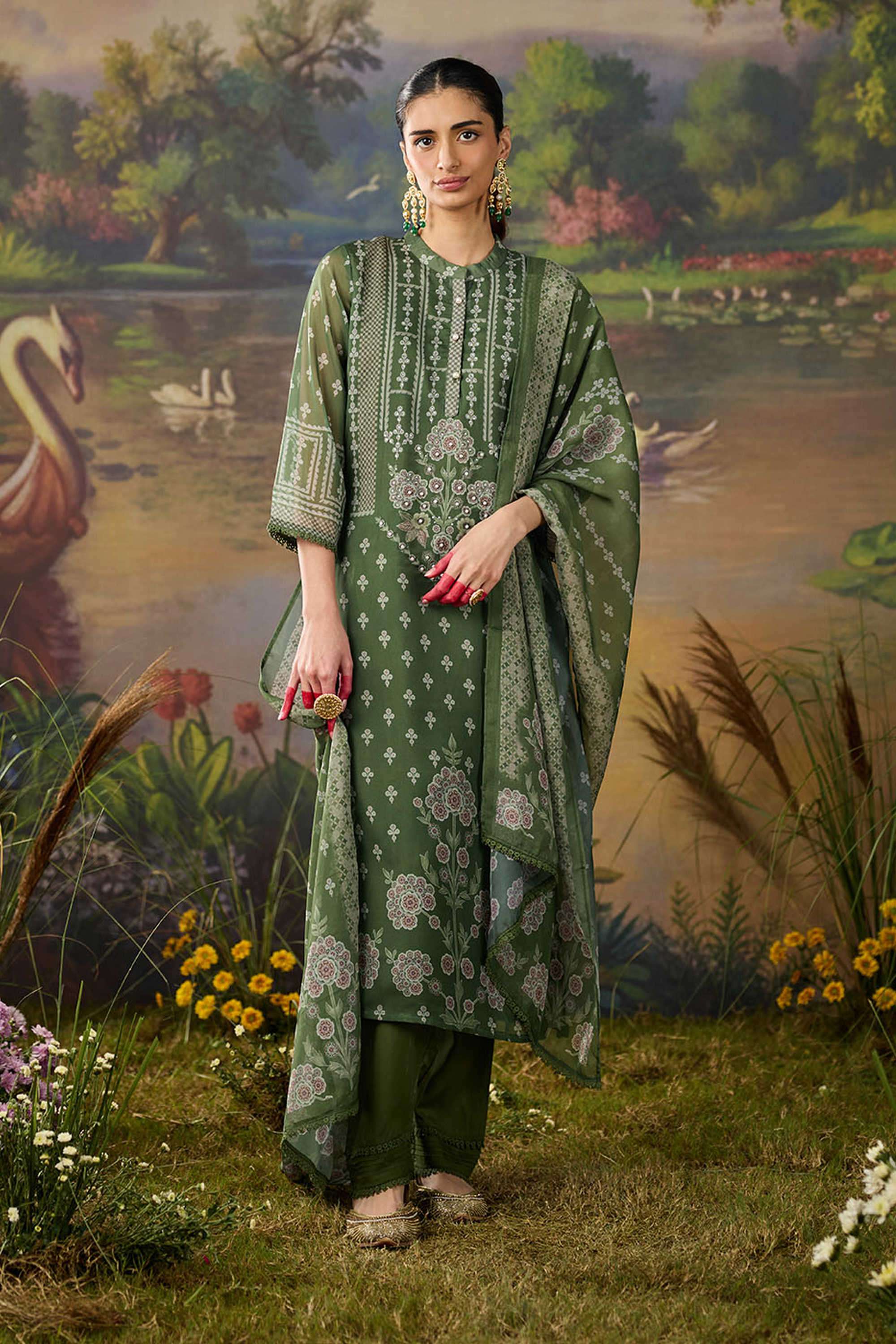 Solid-Polyester-Women-s-Festive-Wear-Kurta-Set