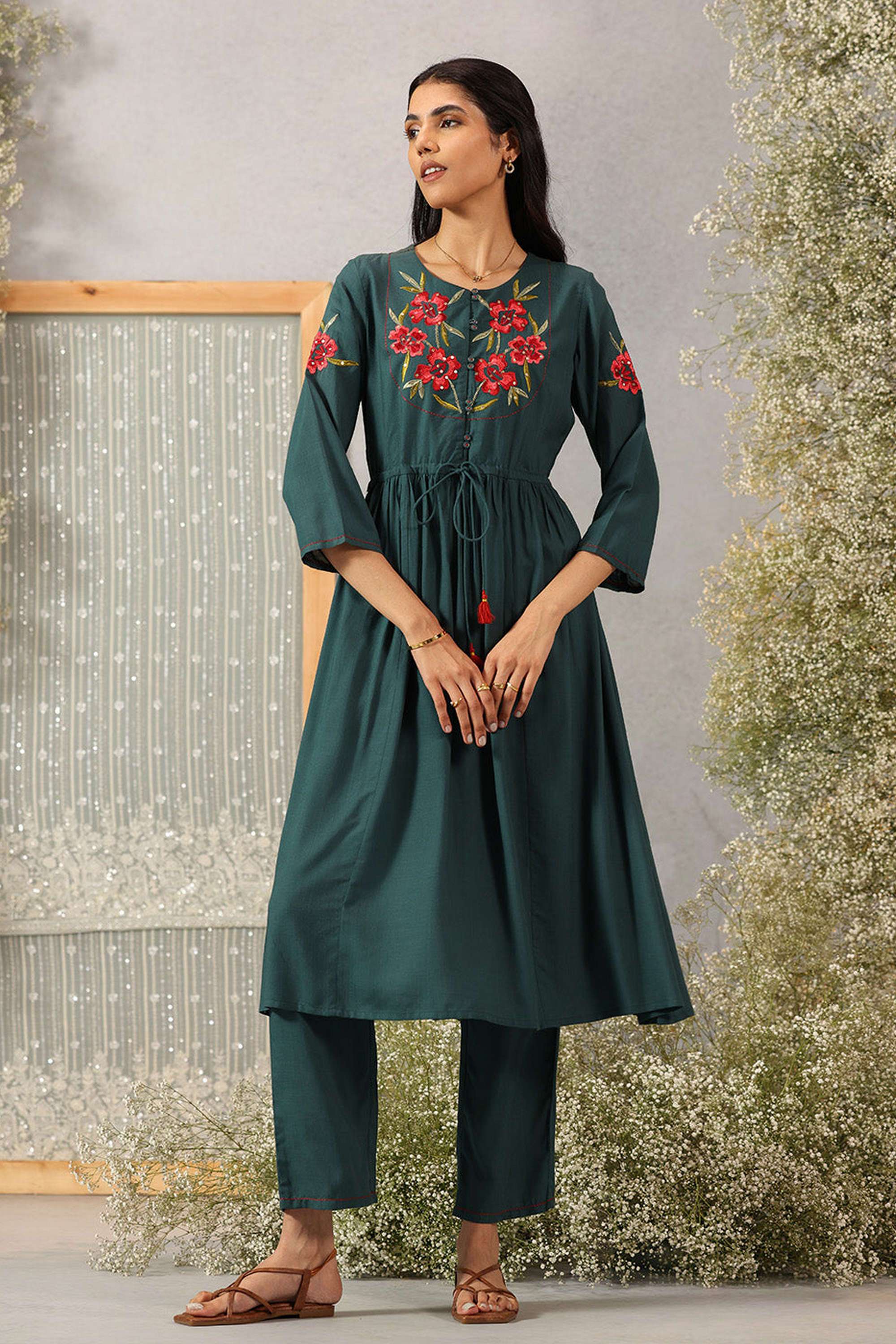 Embroidered-Regular-Fit-Blended-Fabric-Women-s-Festive-Wear-Palazzos