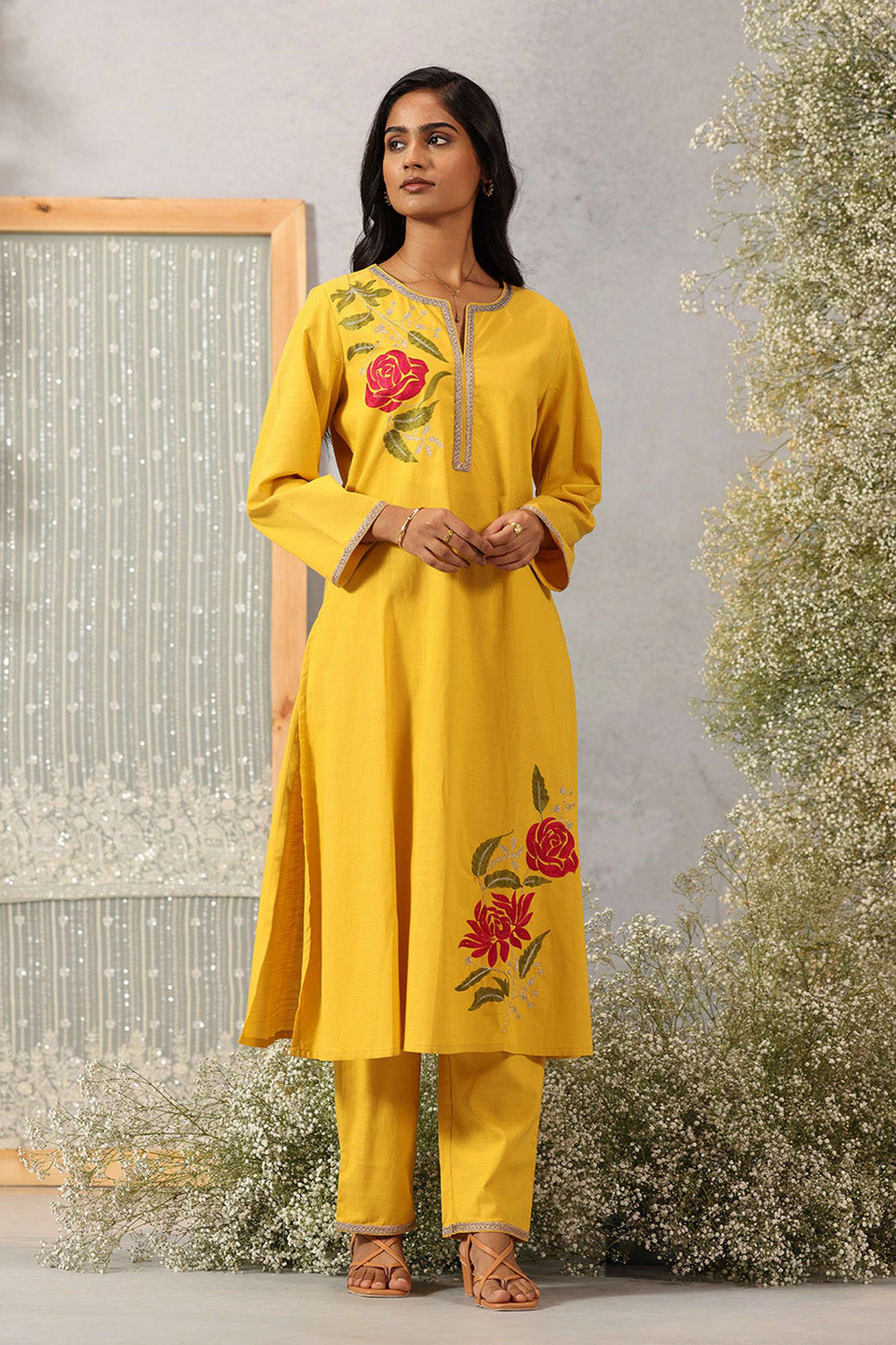 Embroidered-Cotton-Linen-Slit-Neck-Women-s-Evening-Kurta