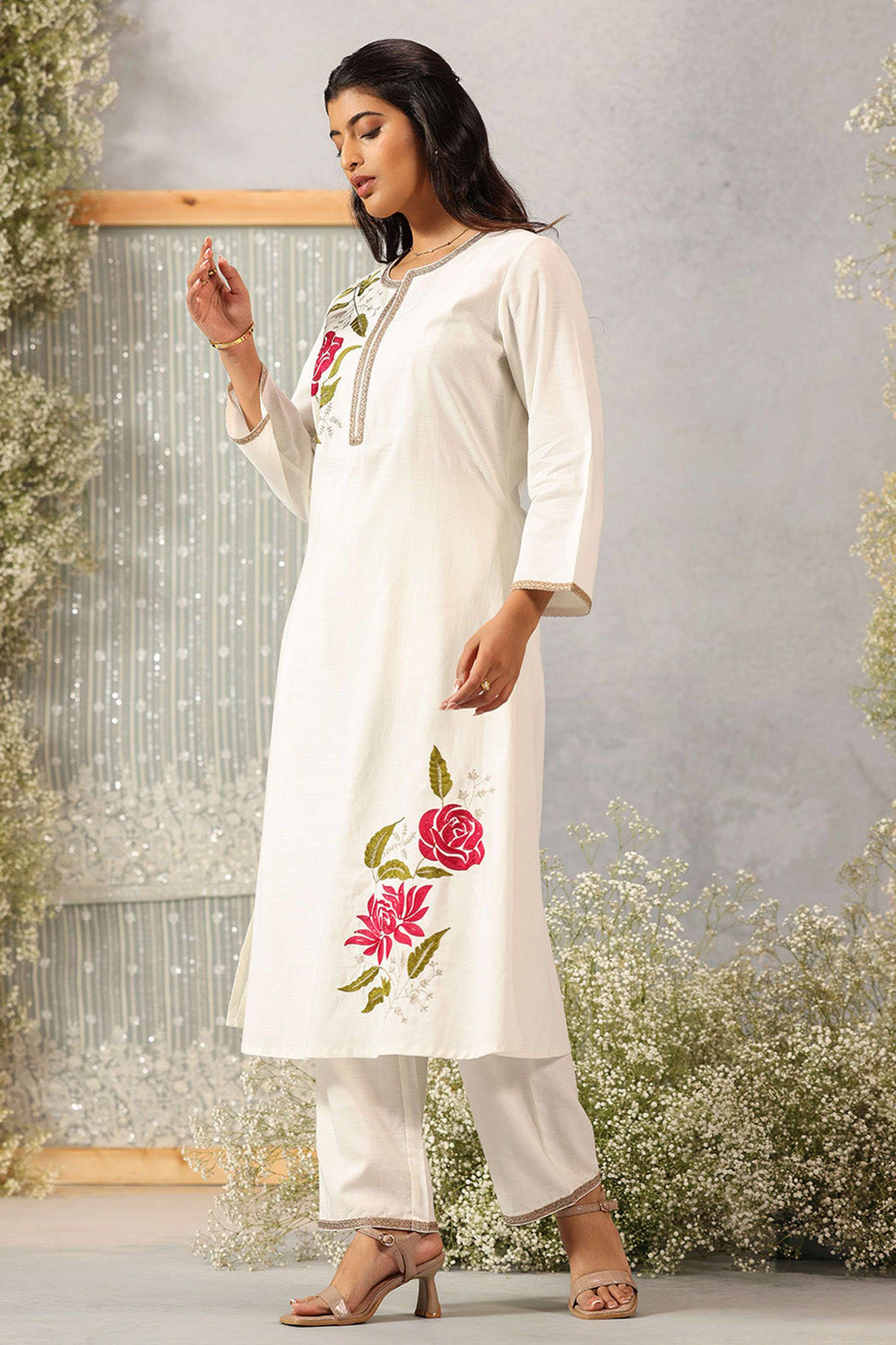 Embroidered-Cotton-Linen-Slit-Neck-Women-s-Evening-Kurta