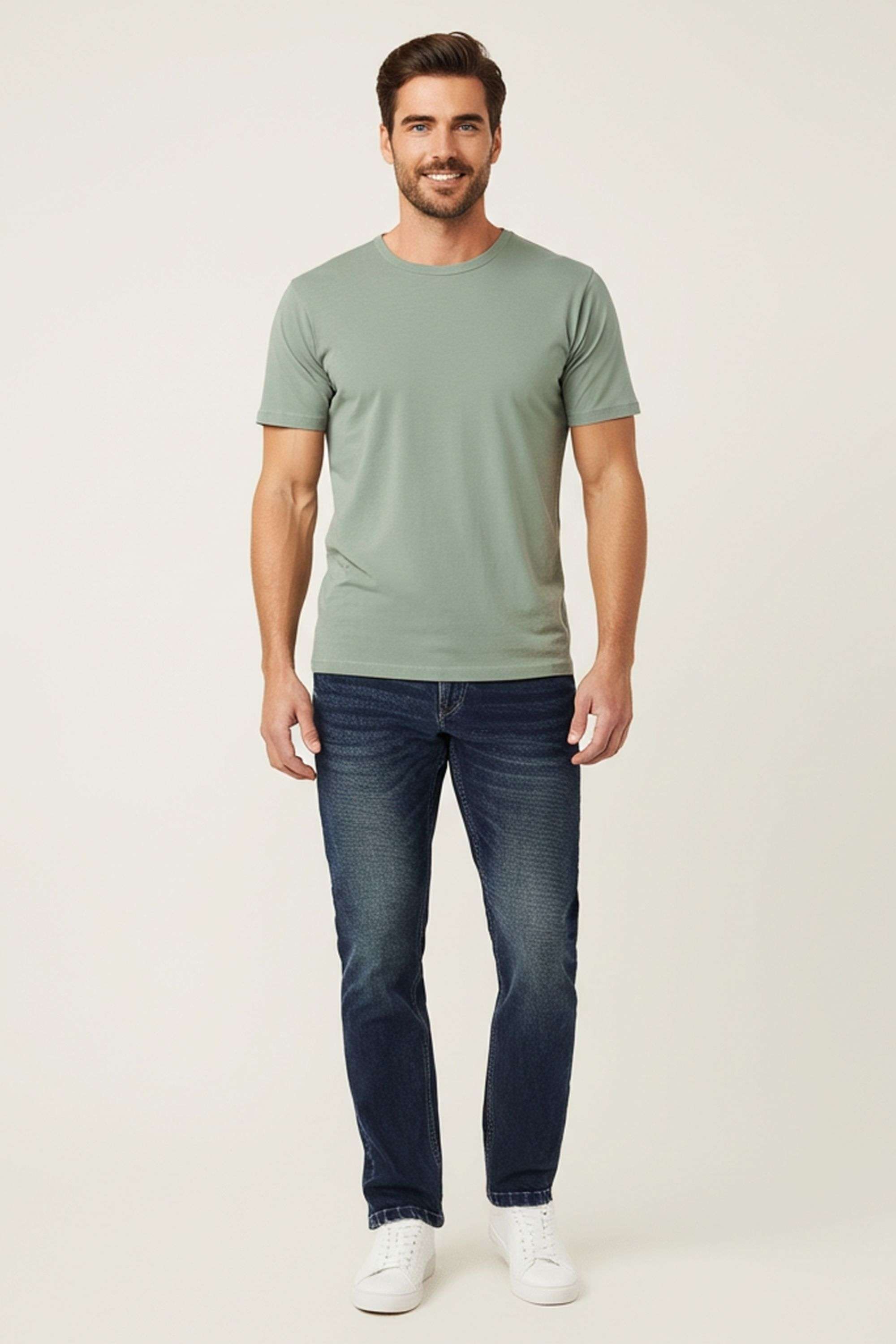 Solid-Blended-Fabric-Regular-Fit-Men-s-Jeans