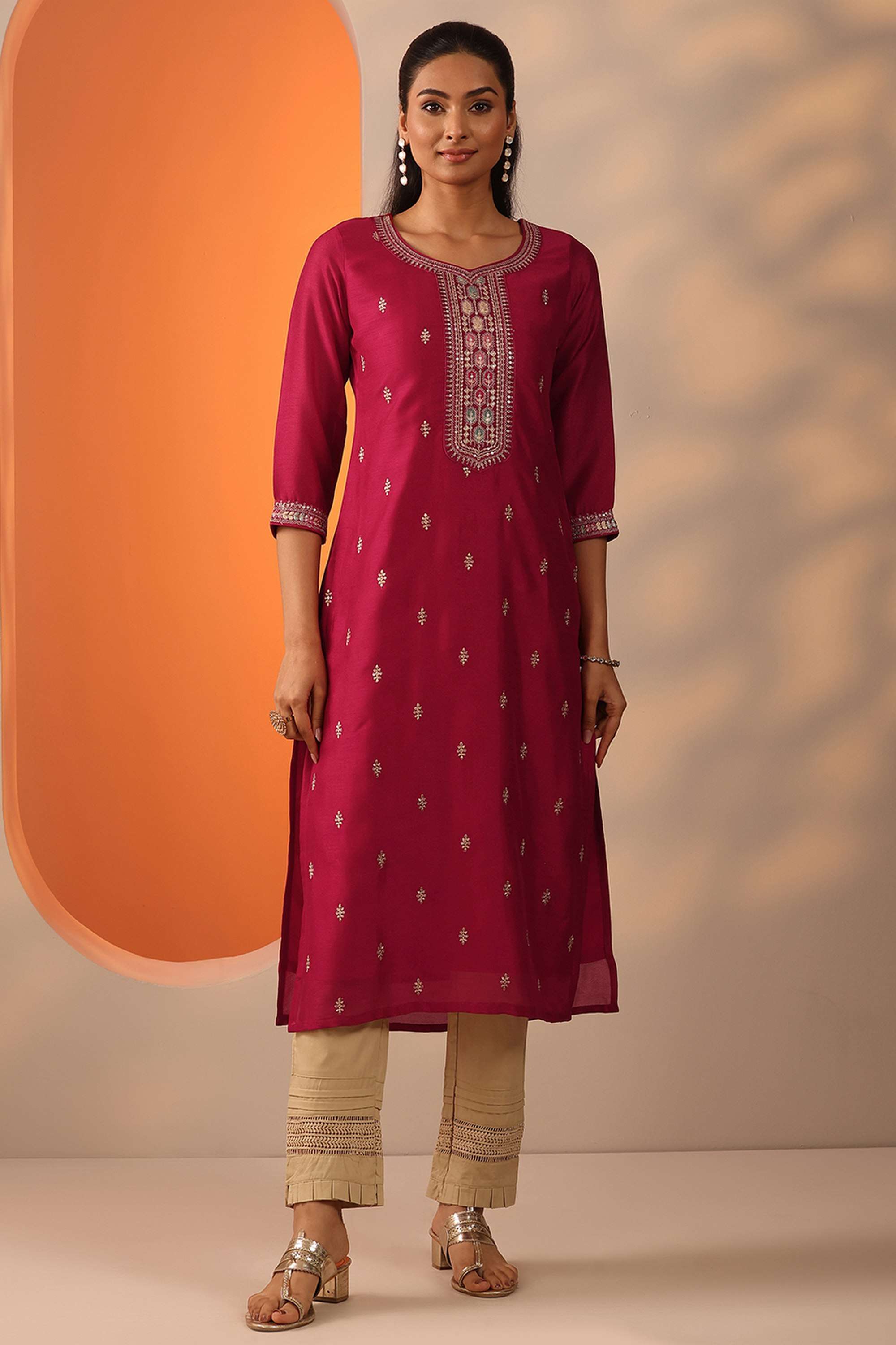 Abstract-Cotton-Regular-Fit-Round-Neck-Women-s-Casual-Wear-Kurti