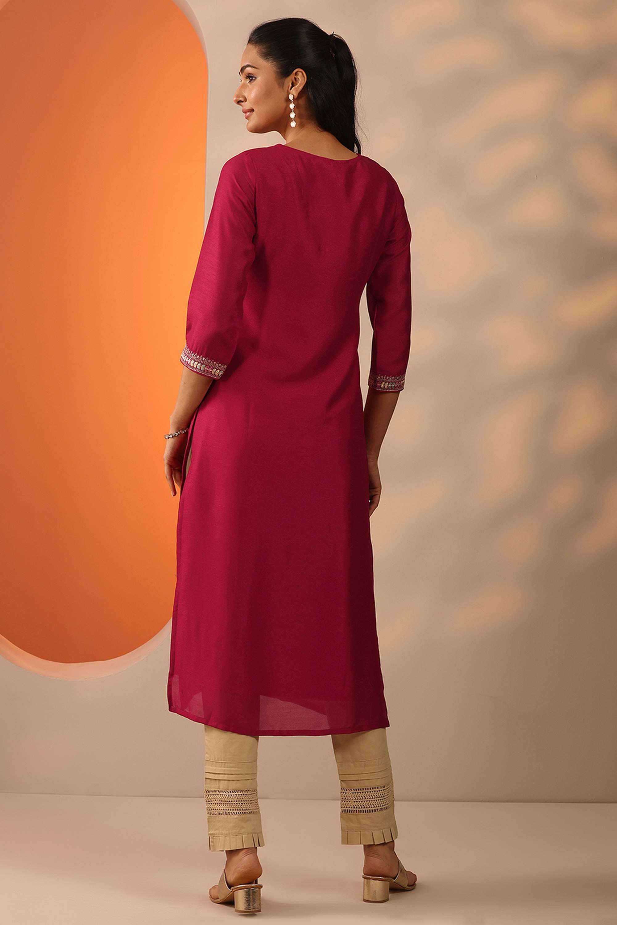 Abstract-Cotton-Regular-Fit-Round-Neck-Women-s-Casual-Wear-Kurti