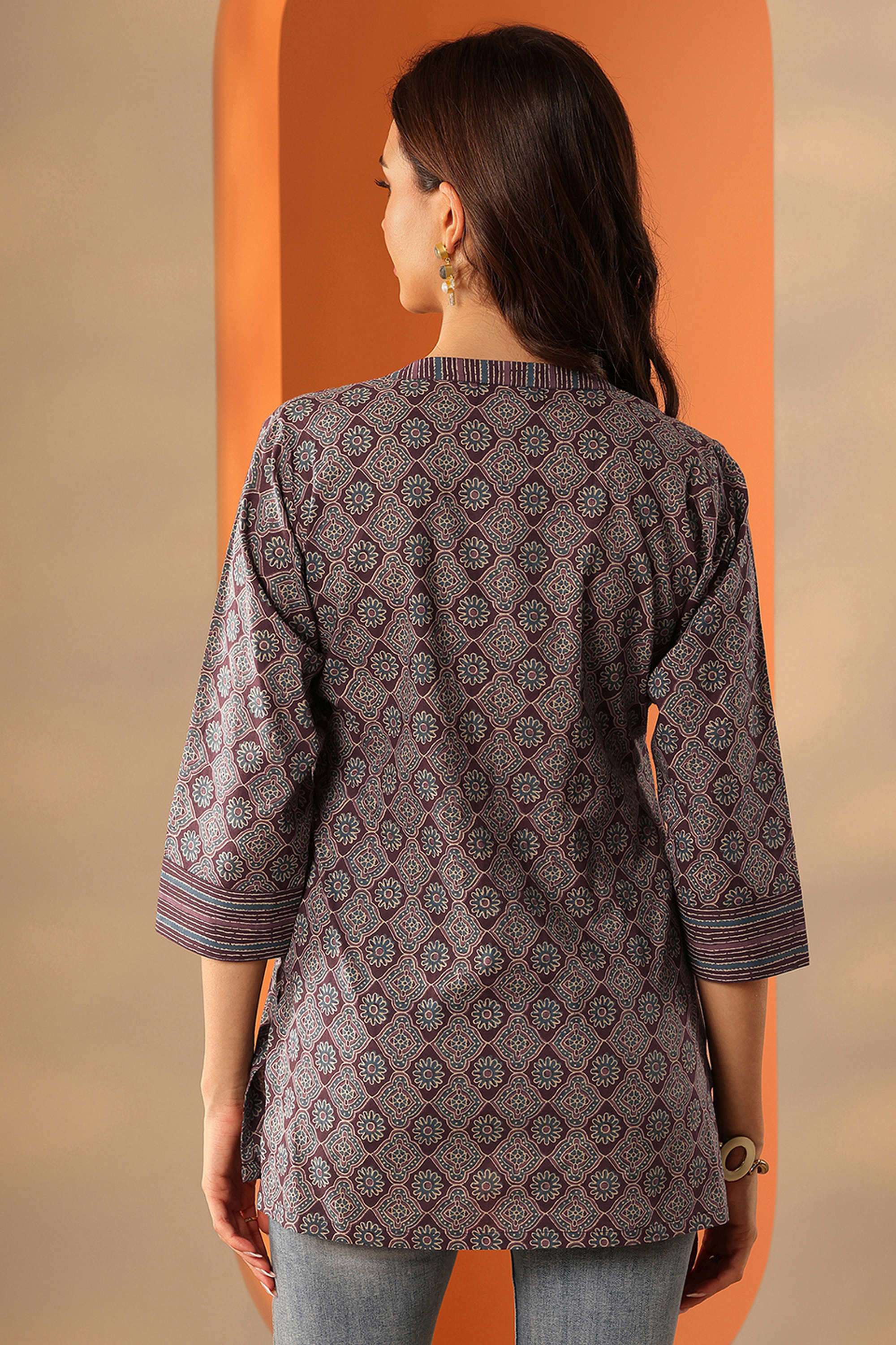 Traditional-Cotton-V-Neck-Women-s-Kurti