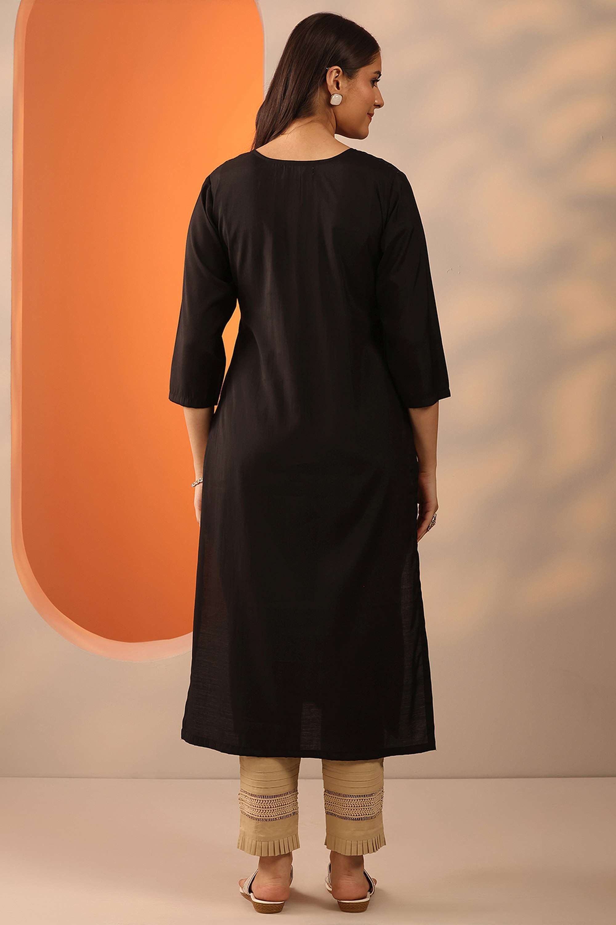 Embroidered-Silk-Regular-Fit-V-Neck-Women-s-Festive-wear-Kurta