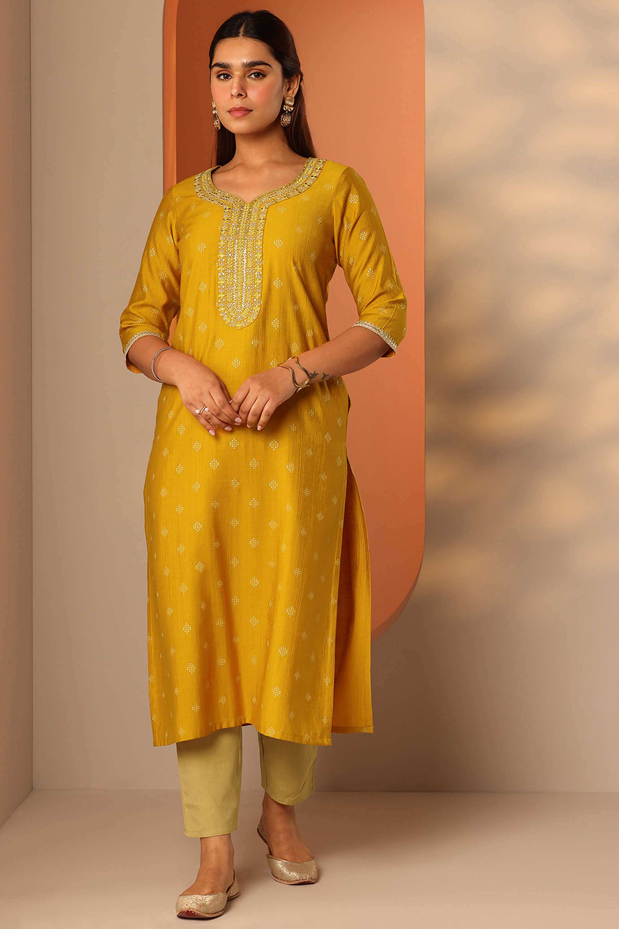 Stripes-Silk-V-Neck-Women-Casual-wear-Kurta