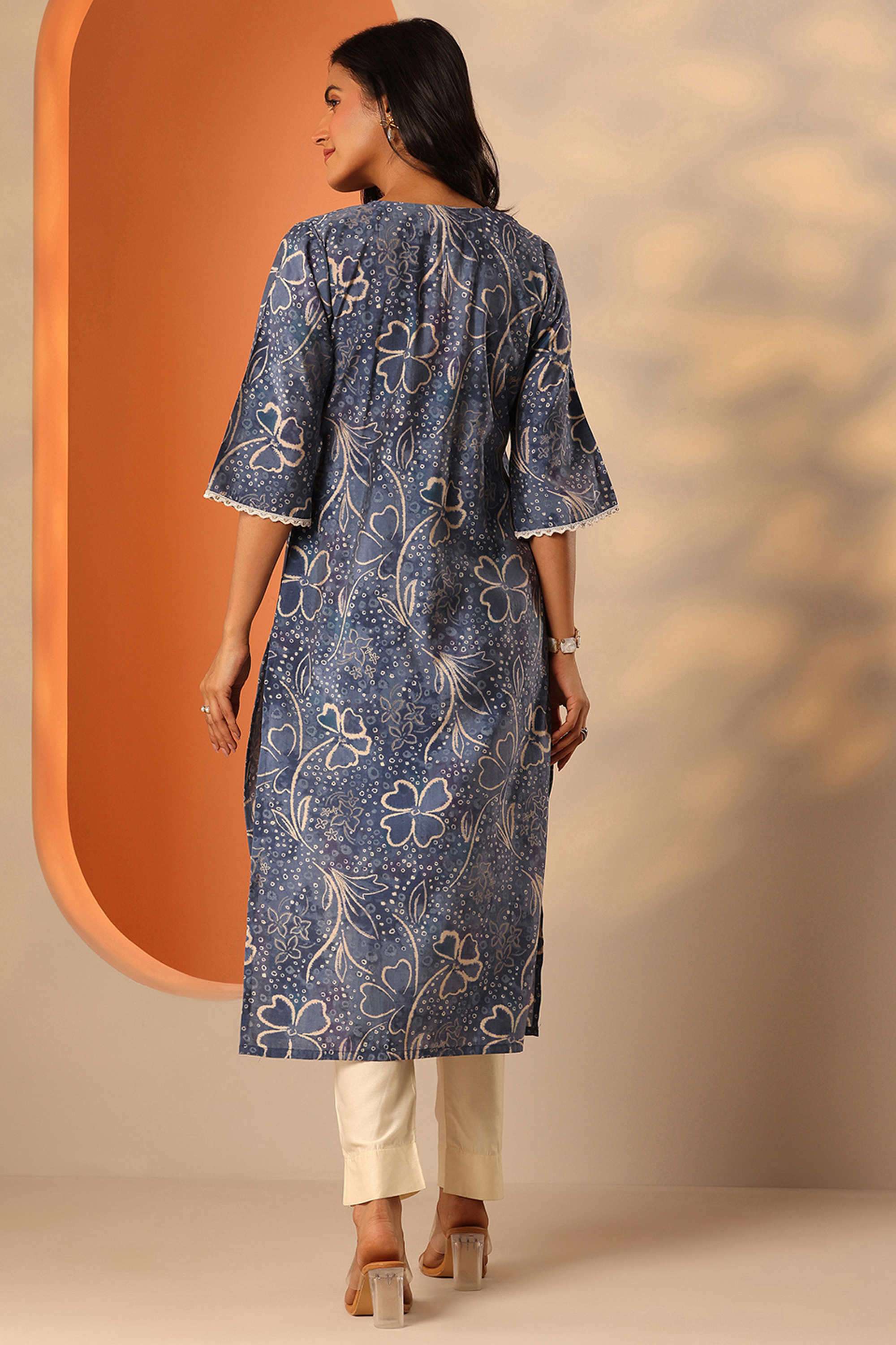 Floral-Blended-Fabric-Collared-Women-s-Kurta