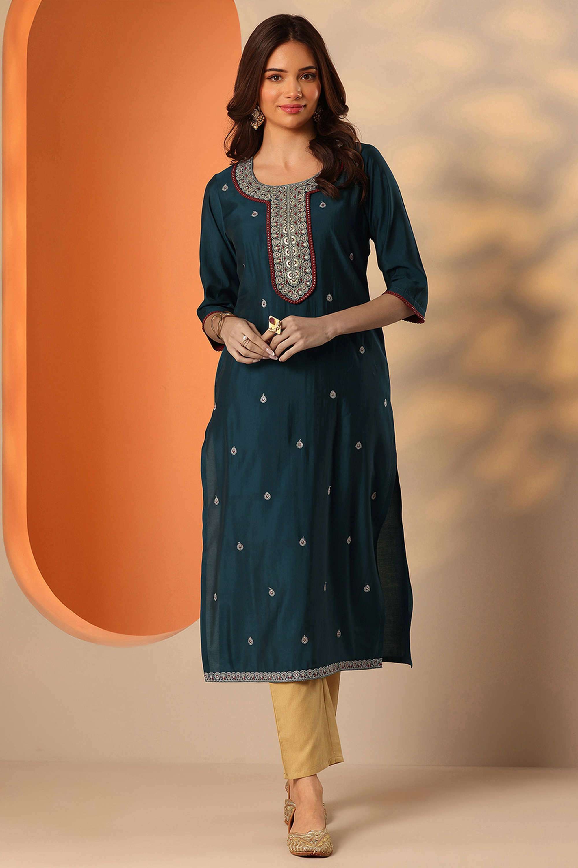 Traditional-Blended-Fabric-Round-Neck-Women-s-Kurta