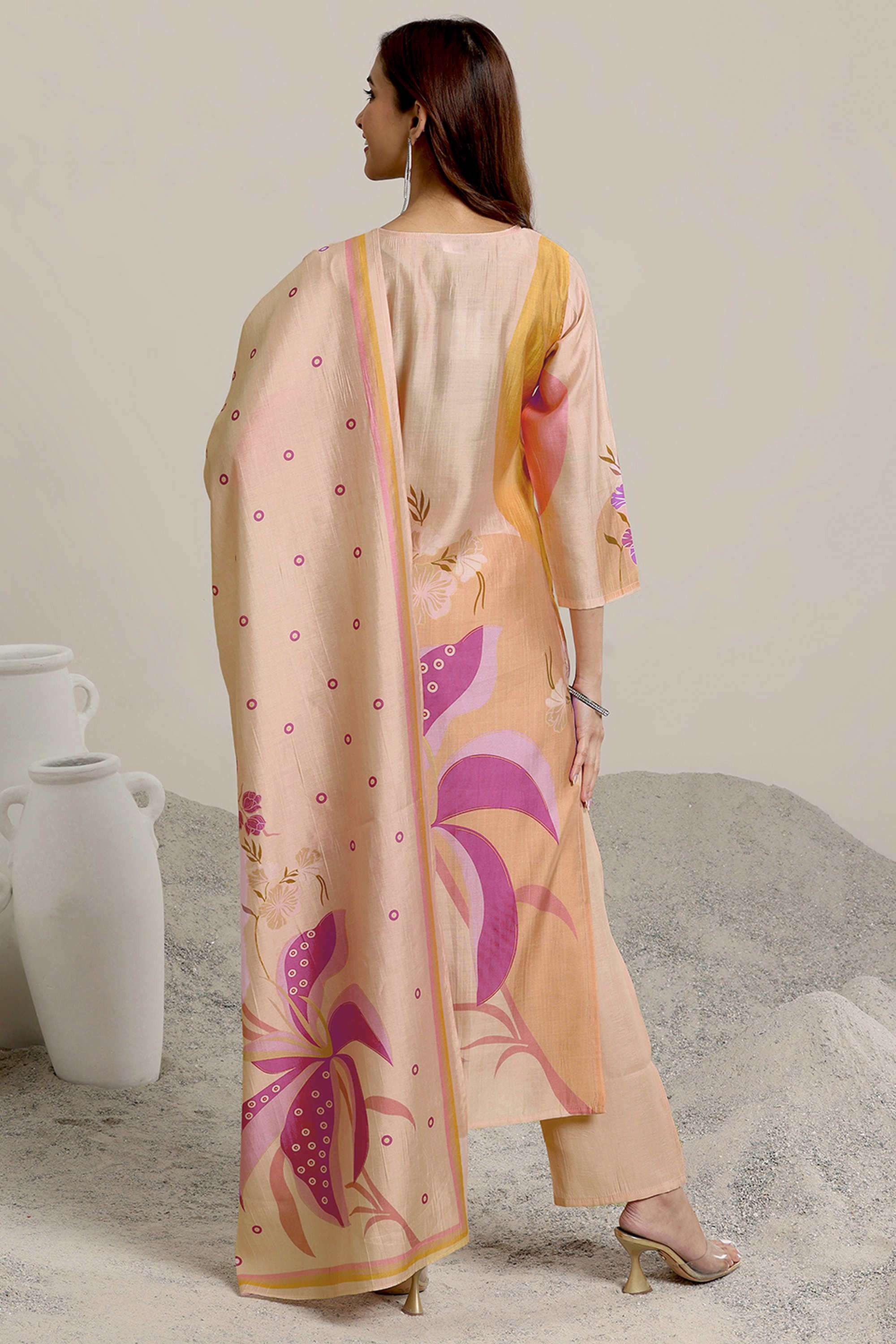 Floral-Blended-Fabric-Straight-Fit-Women-s-Kurta-Set