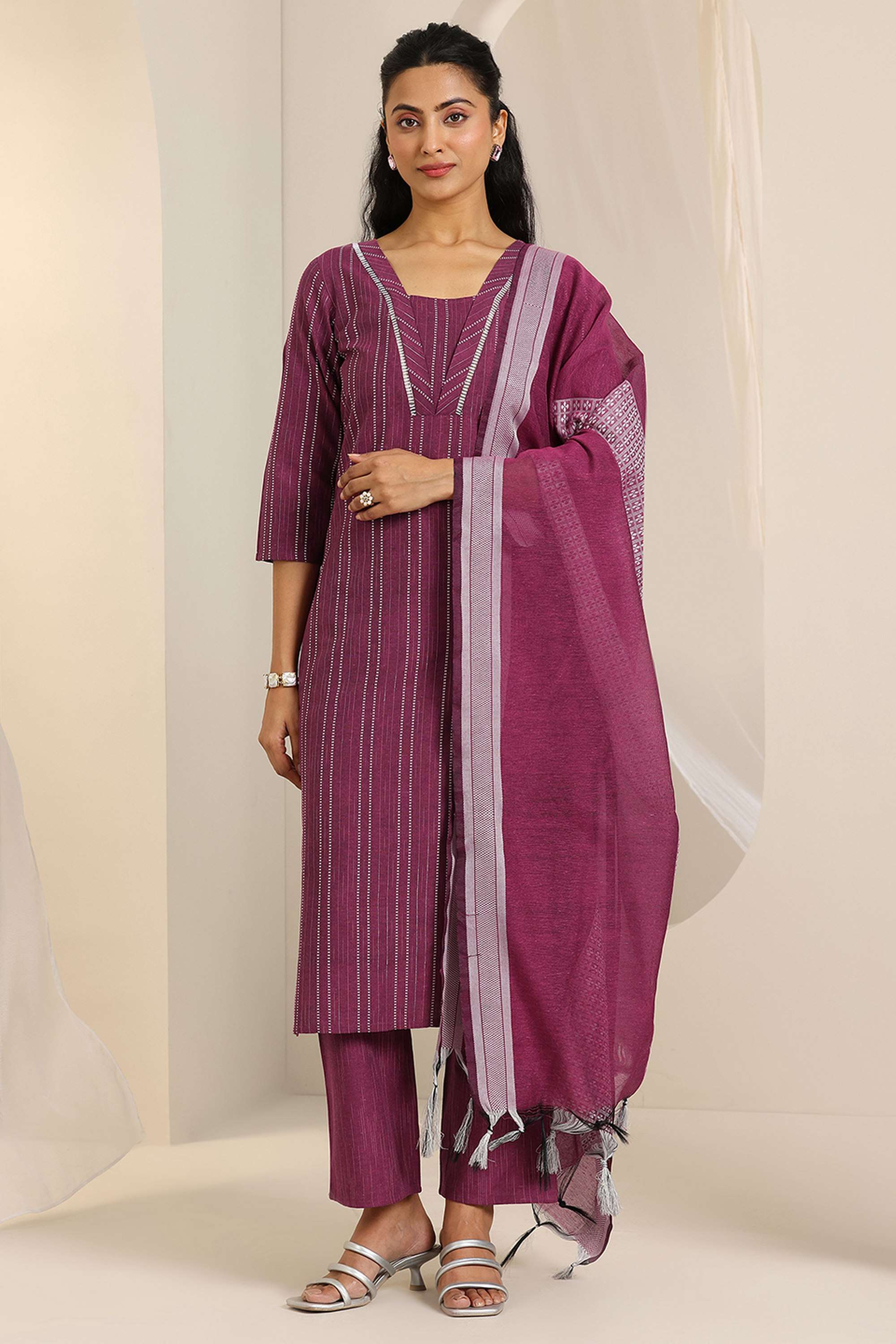 Embroidered-Cotton-Regular-Fit-V-Neck-Women-s-Casual-Wear-Kurta-Set