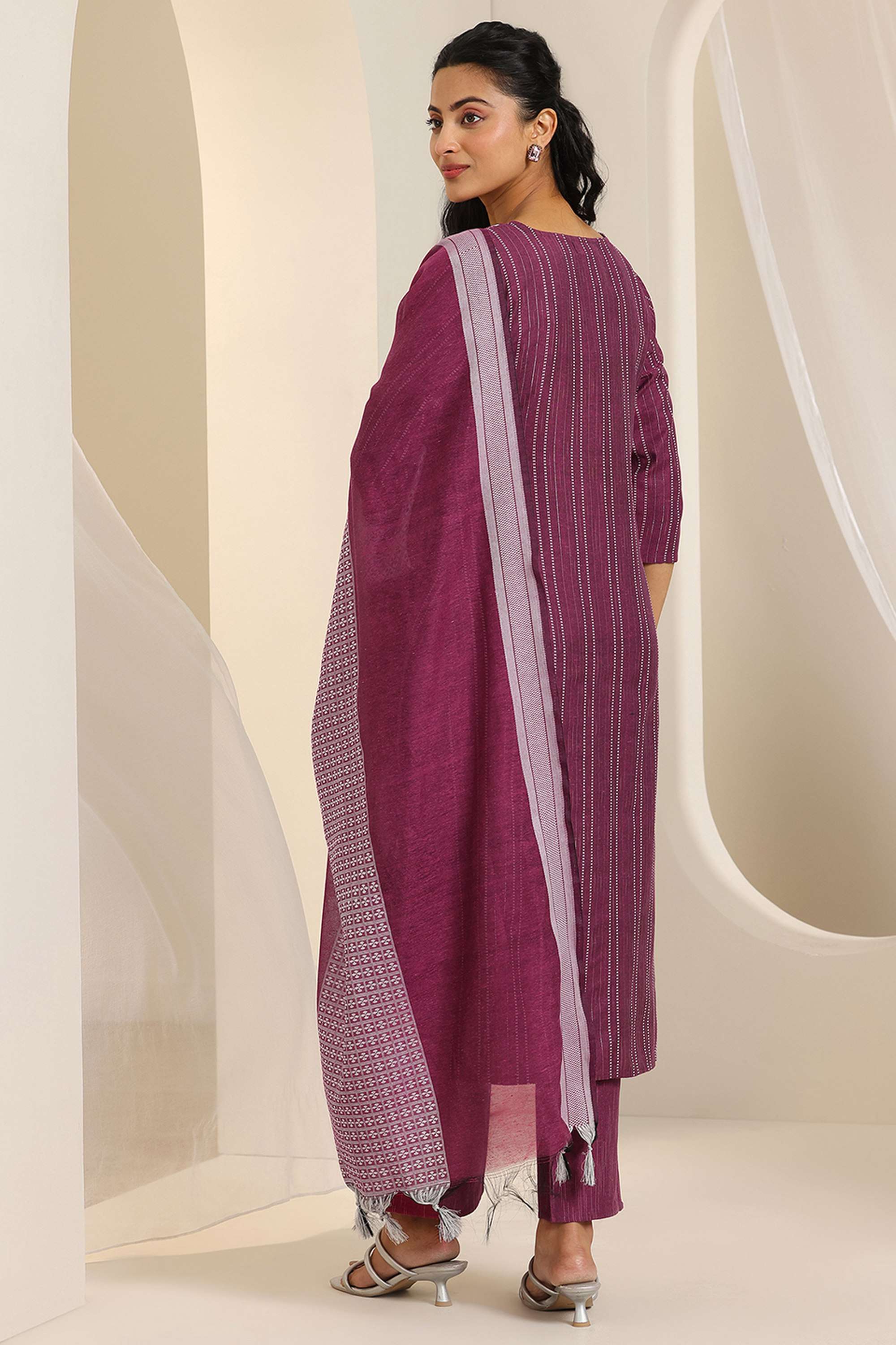 Embroidered-Cotton-Regular-Fit-V-Neck-Women-s-Casual-Wear-Kurta-Set