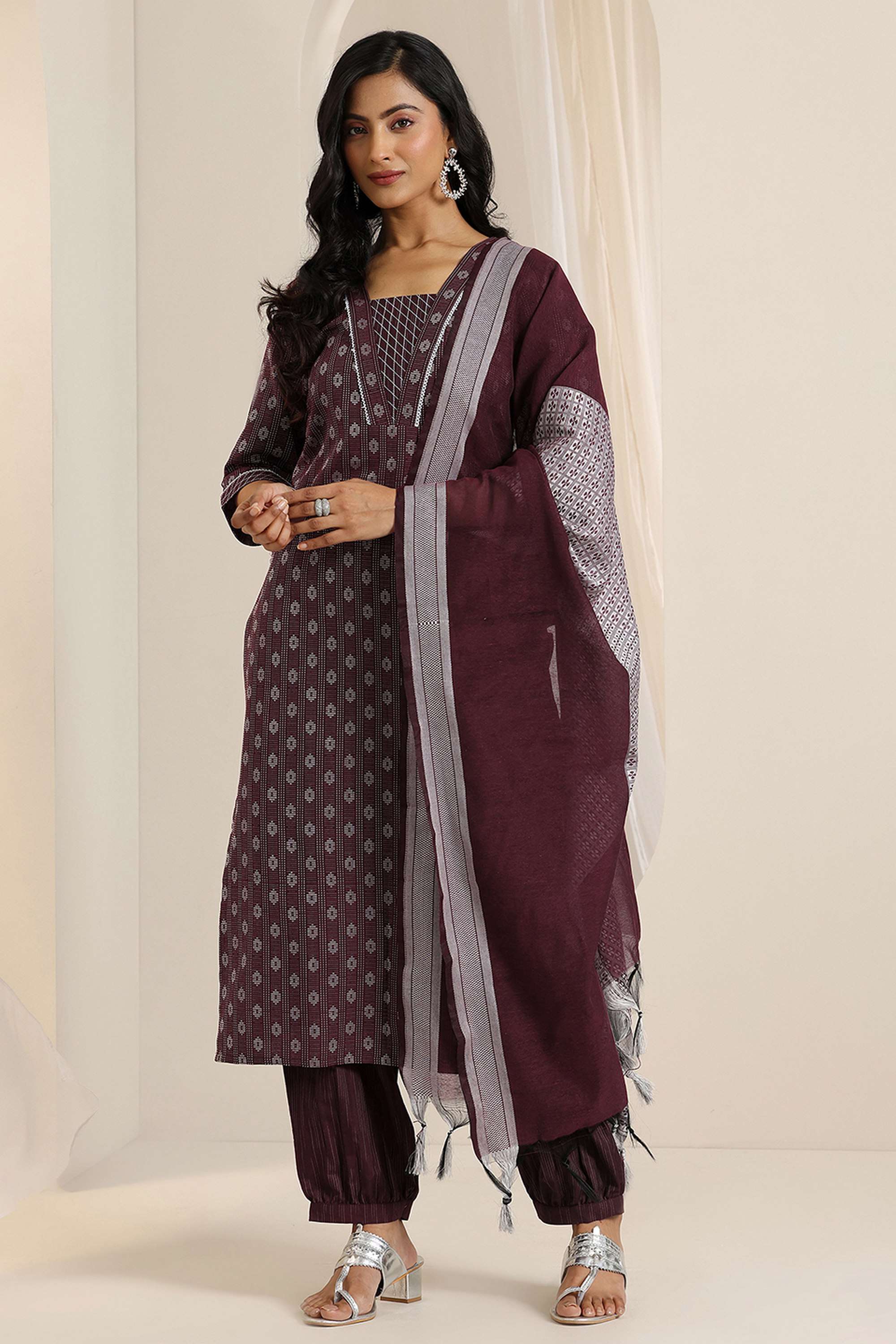Embroidered-Cotton-Regular-Fit-V-Neck-Women-s-Casual-Wear-Kurta-Set