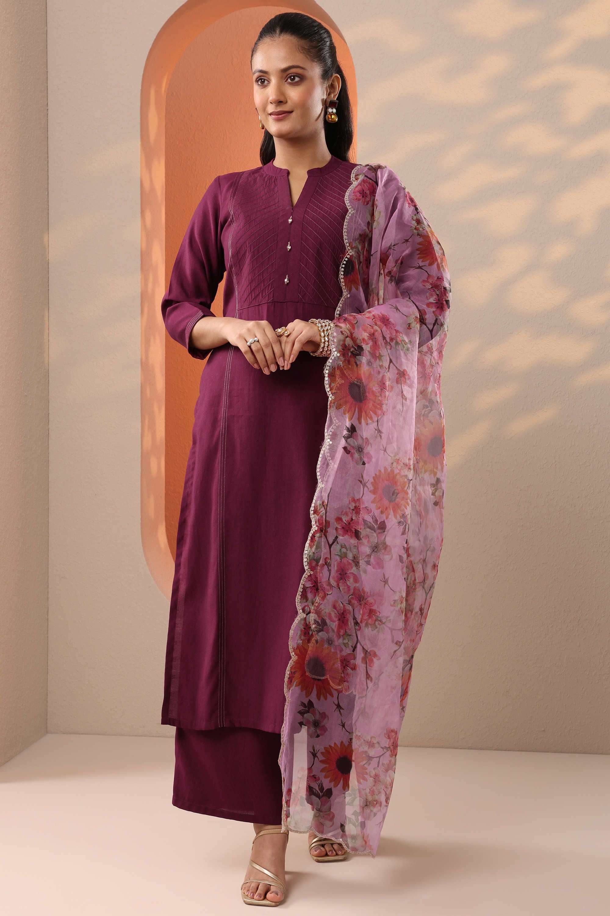 Floral-Blended-Fabric-Straight-Fit-Women-s-Kurta-Set