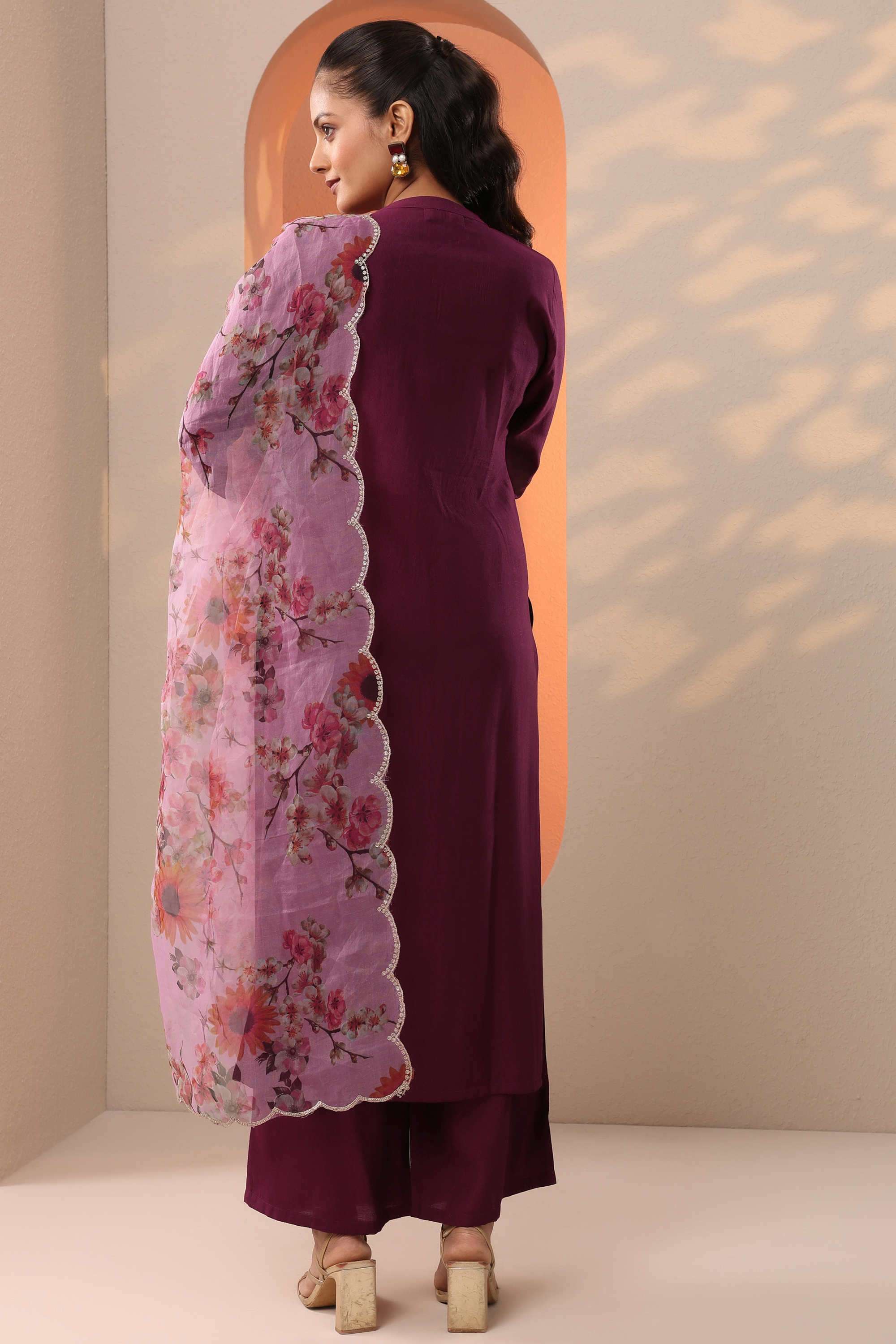 Floral-Blended-Fabric-Straight-Fit-Women-s-Kurta-Set