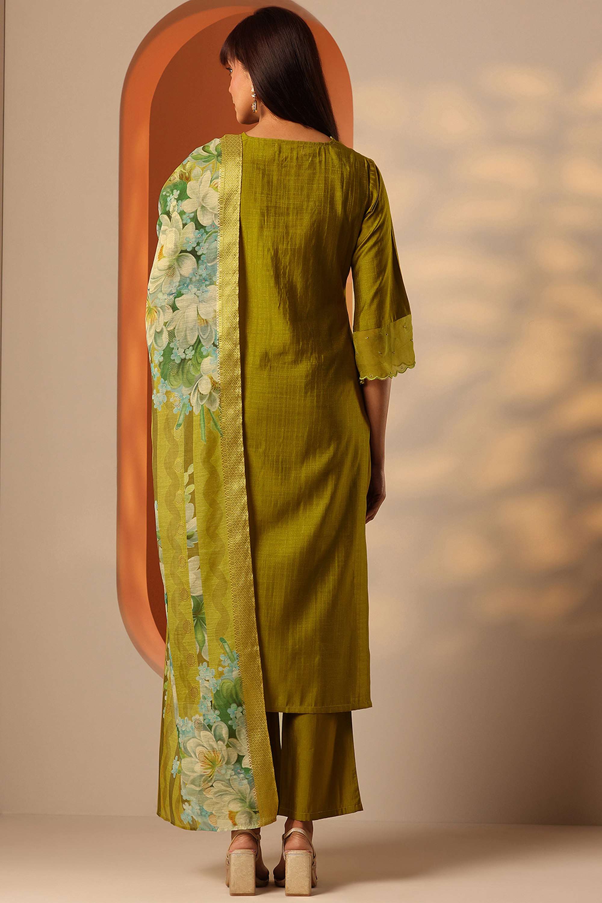 Blended-Fabric-Straight-Fit-Women-s-Kurta-Set