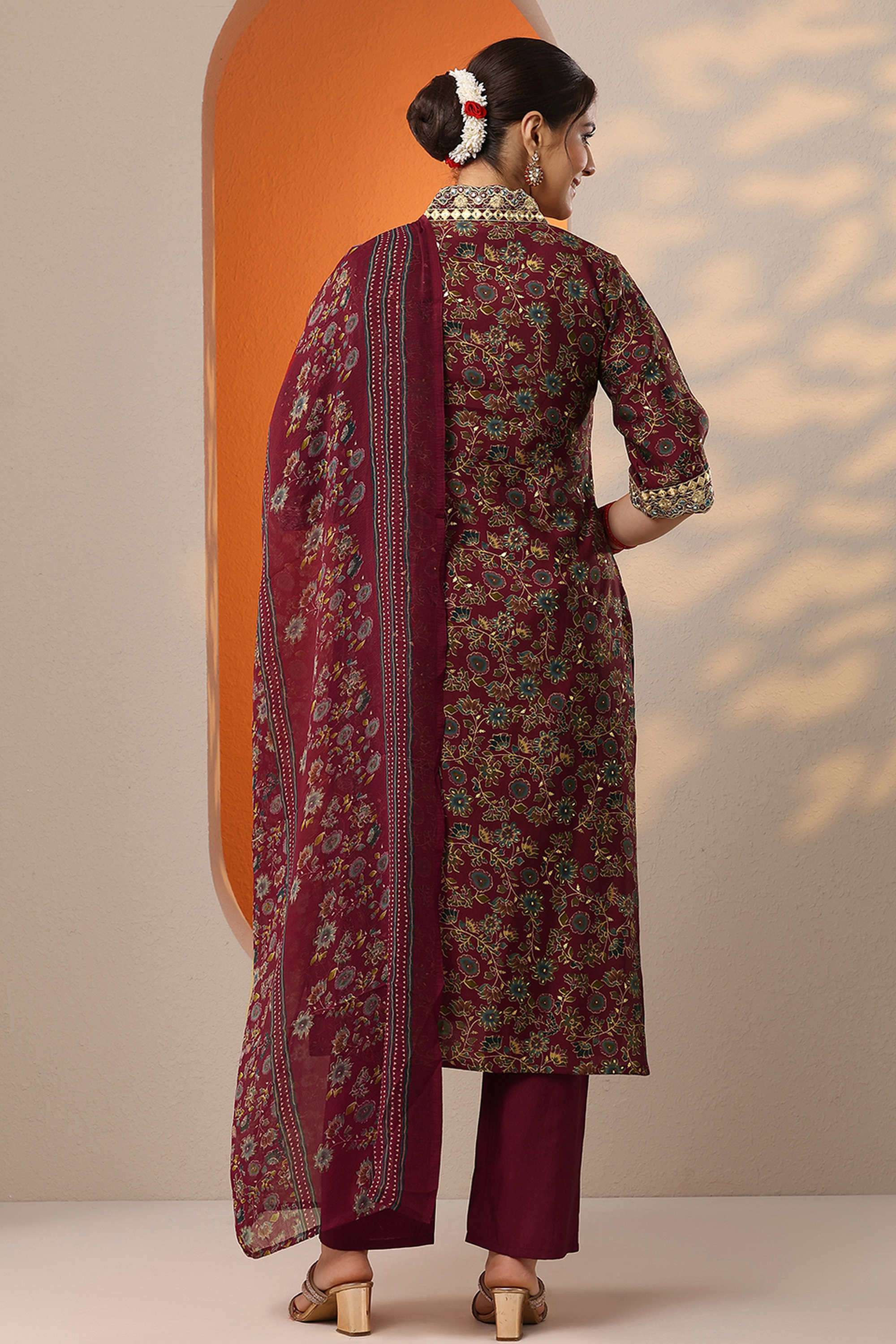 Floral-Blended-Fabric-Straight-Fit-Women-s-Kurta-Set