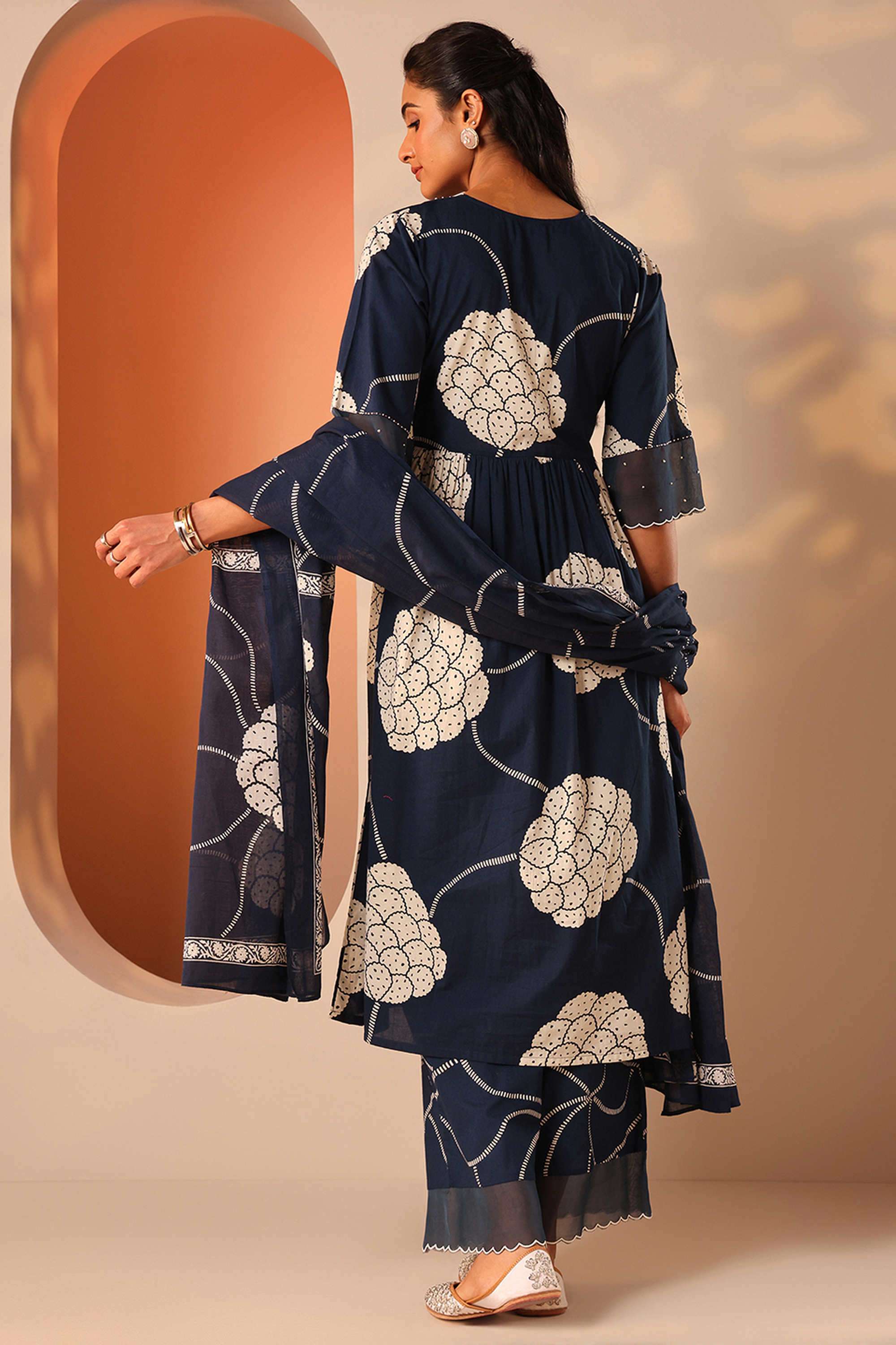 Floral-Cotton-Relaxed-Fit-Women-s-Kurta-Set
