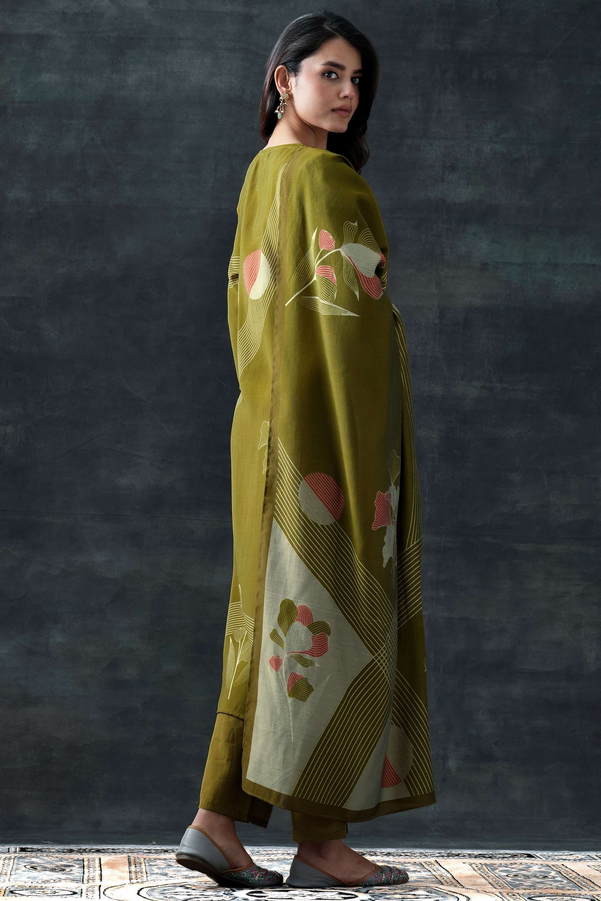 Blended-Fabric-Straight-Fit-Women-s-Kurta-Set