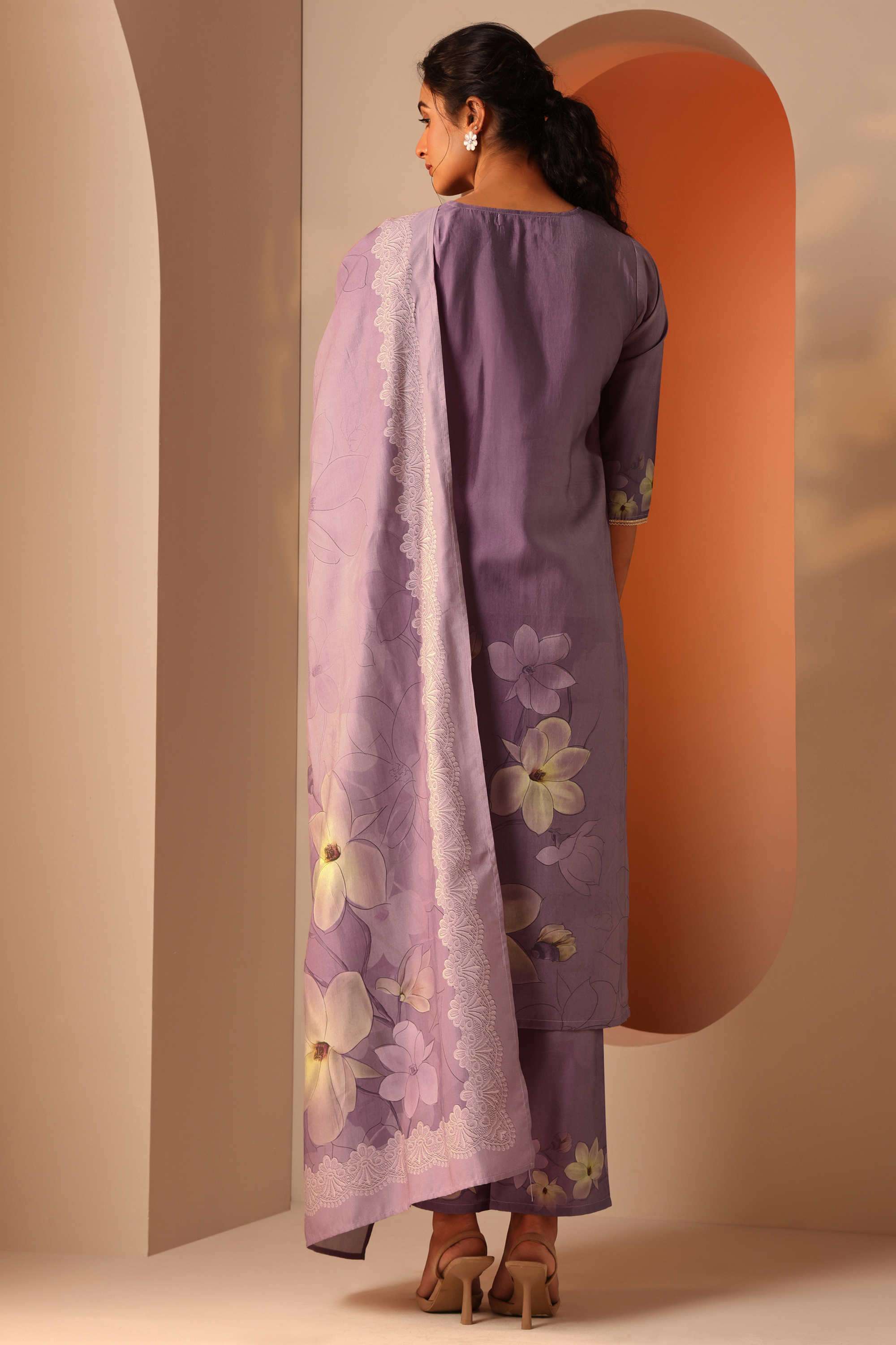 Floral-Blended-Fabric-Straight-Fit-Women-s-Kurta-Set