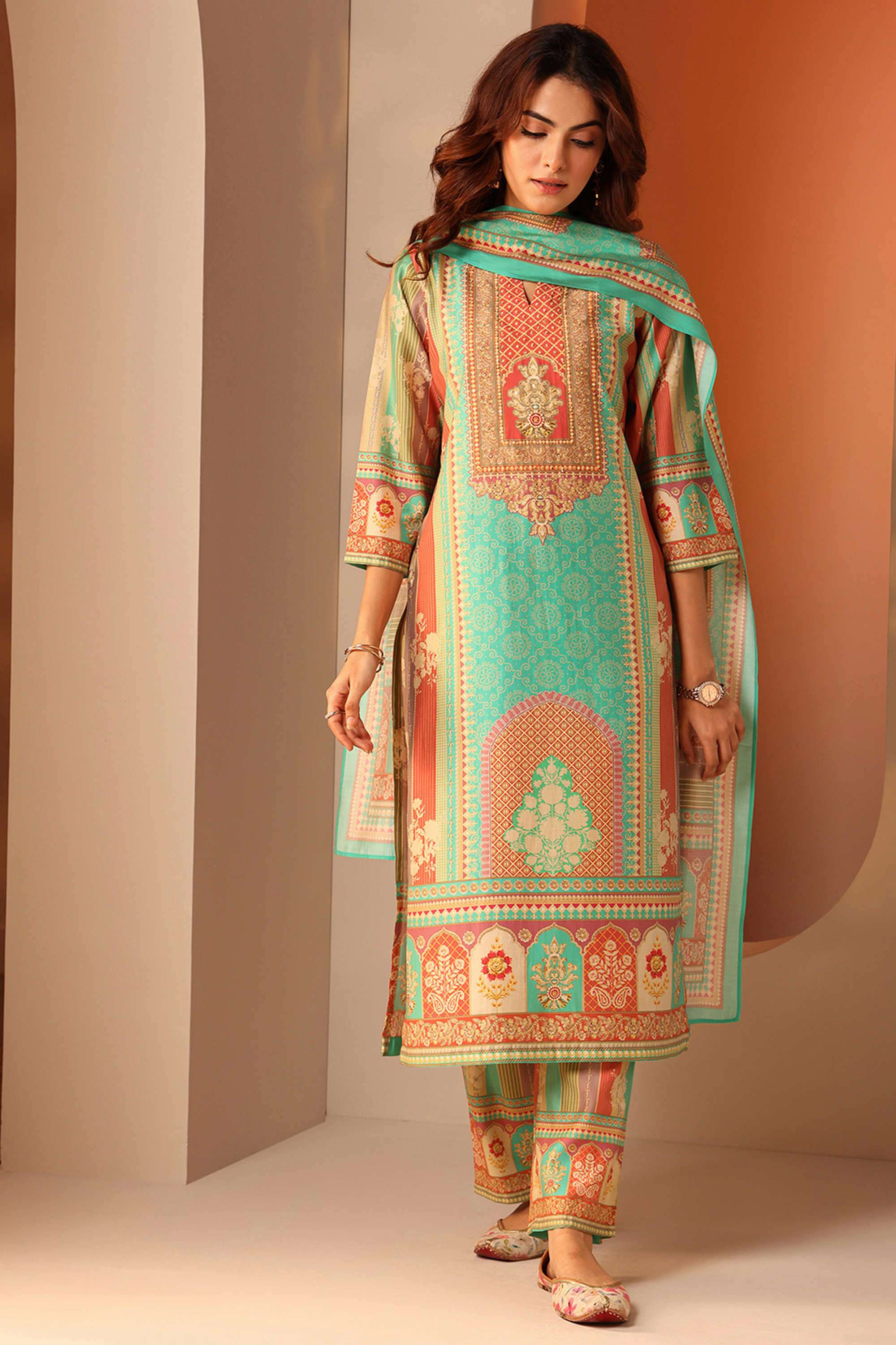 Traditional-Blended-Fabric-Straight-Fit-Women-s-Kurta-Set