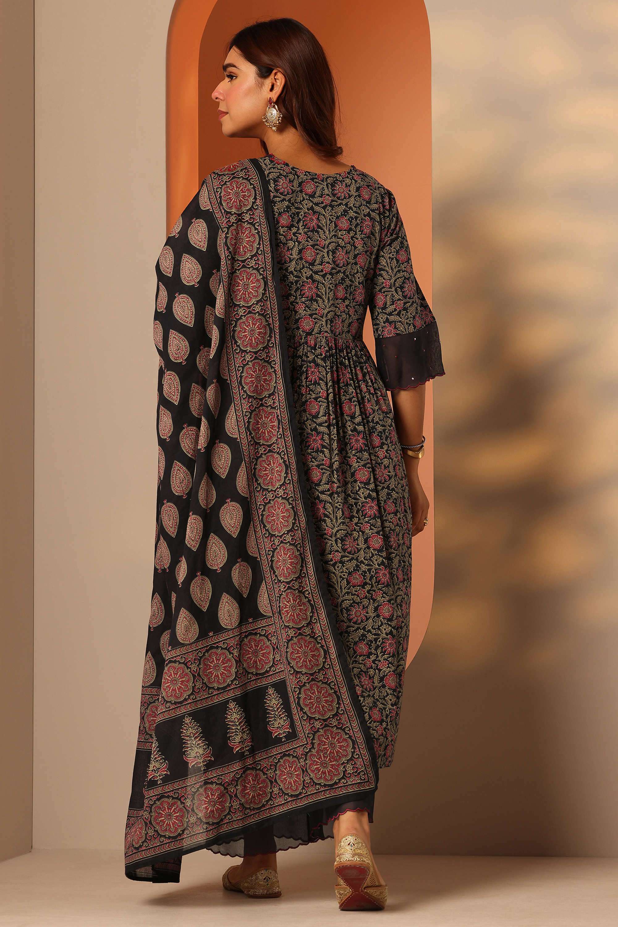 Floral-Cotton-Relaxed-Fit-Women-s-Kurta-Set
