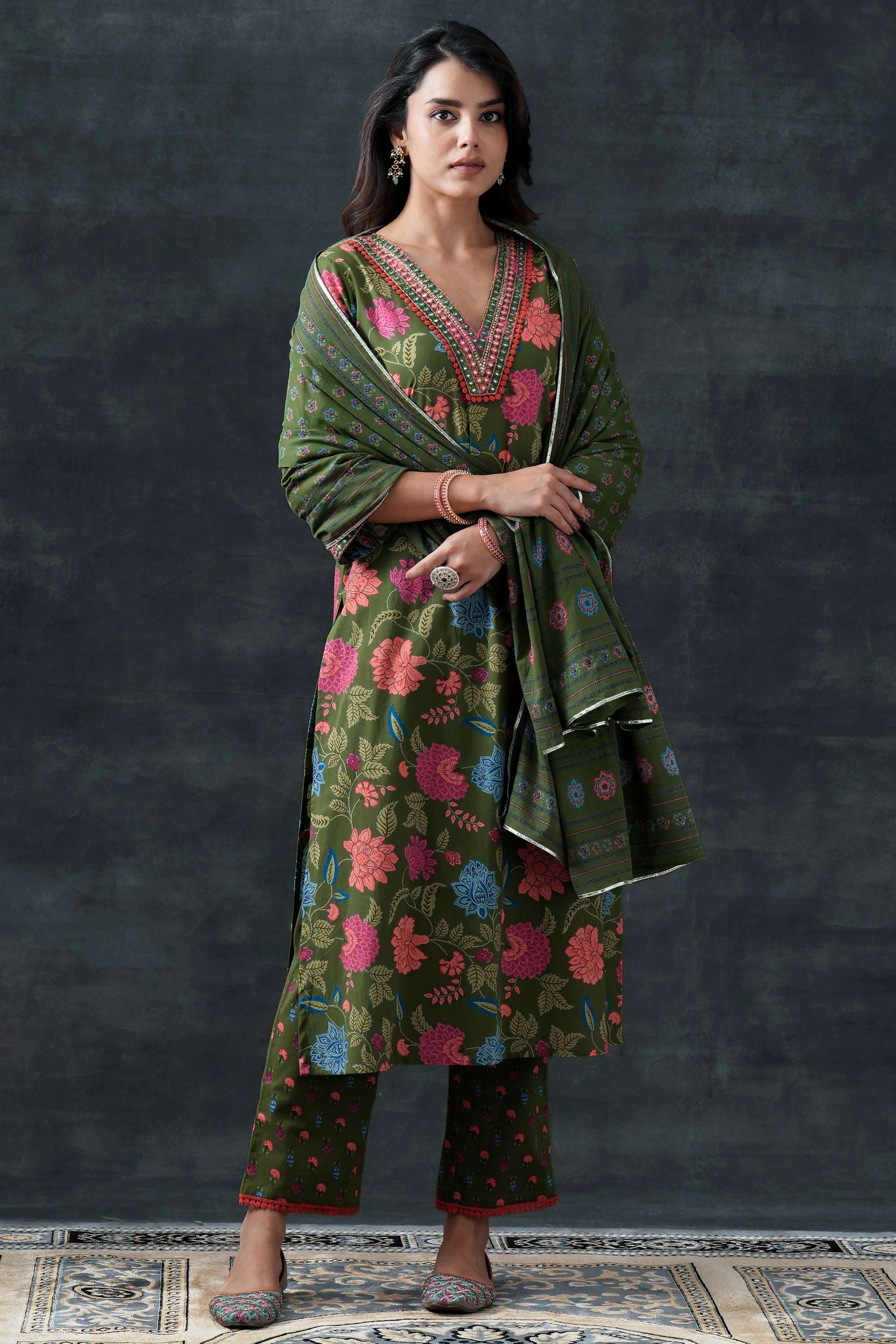 Floral-Cotton-Straight-Fit-Women-s-Kurta-Set