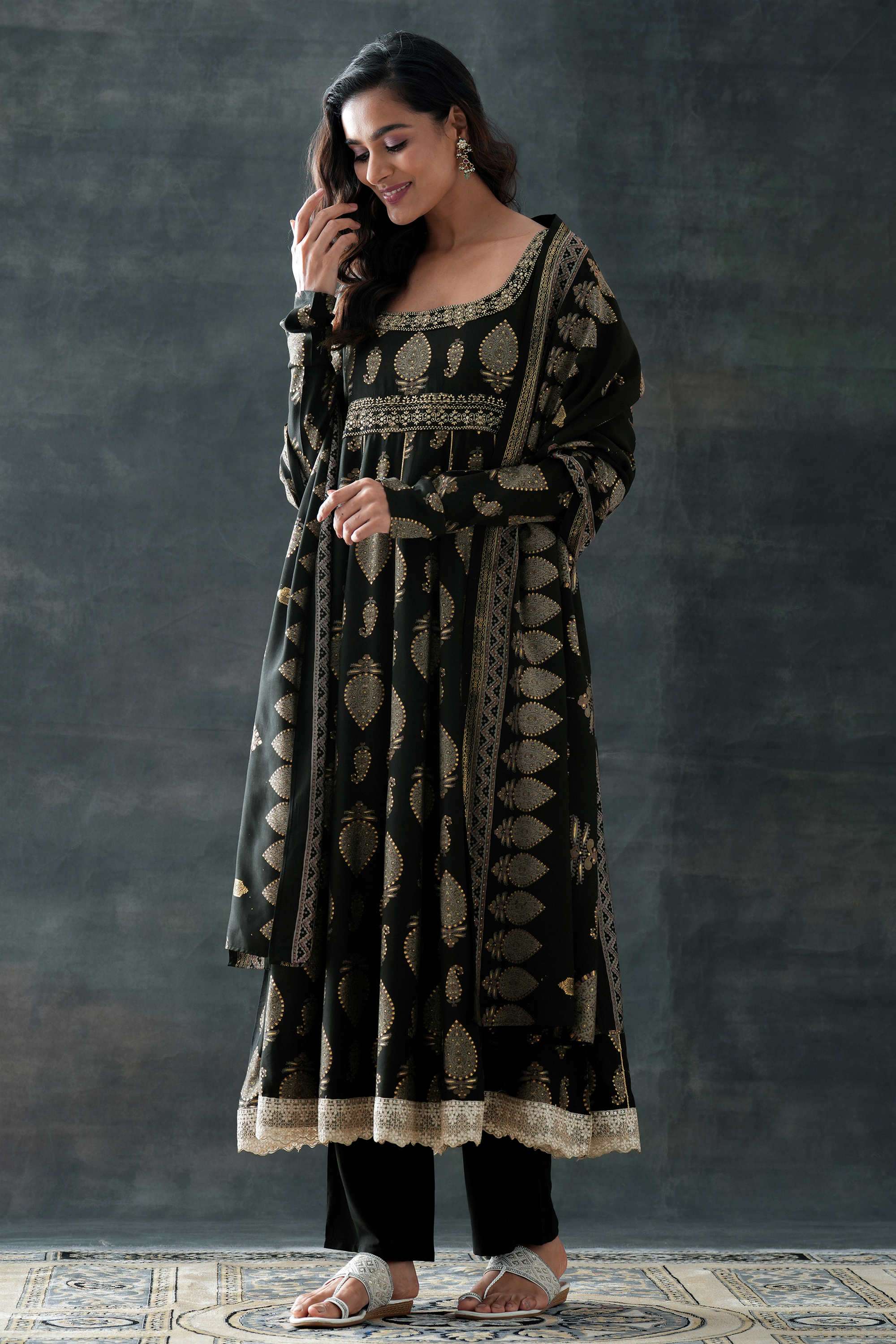 Traditional-Blended-Fabric-Relaxed-Fit-Women-s-Kurta-Set